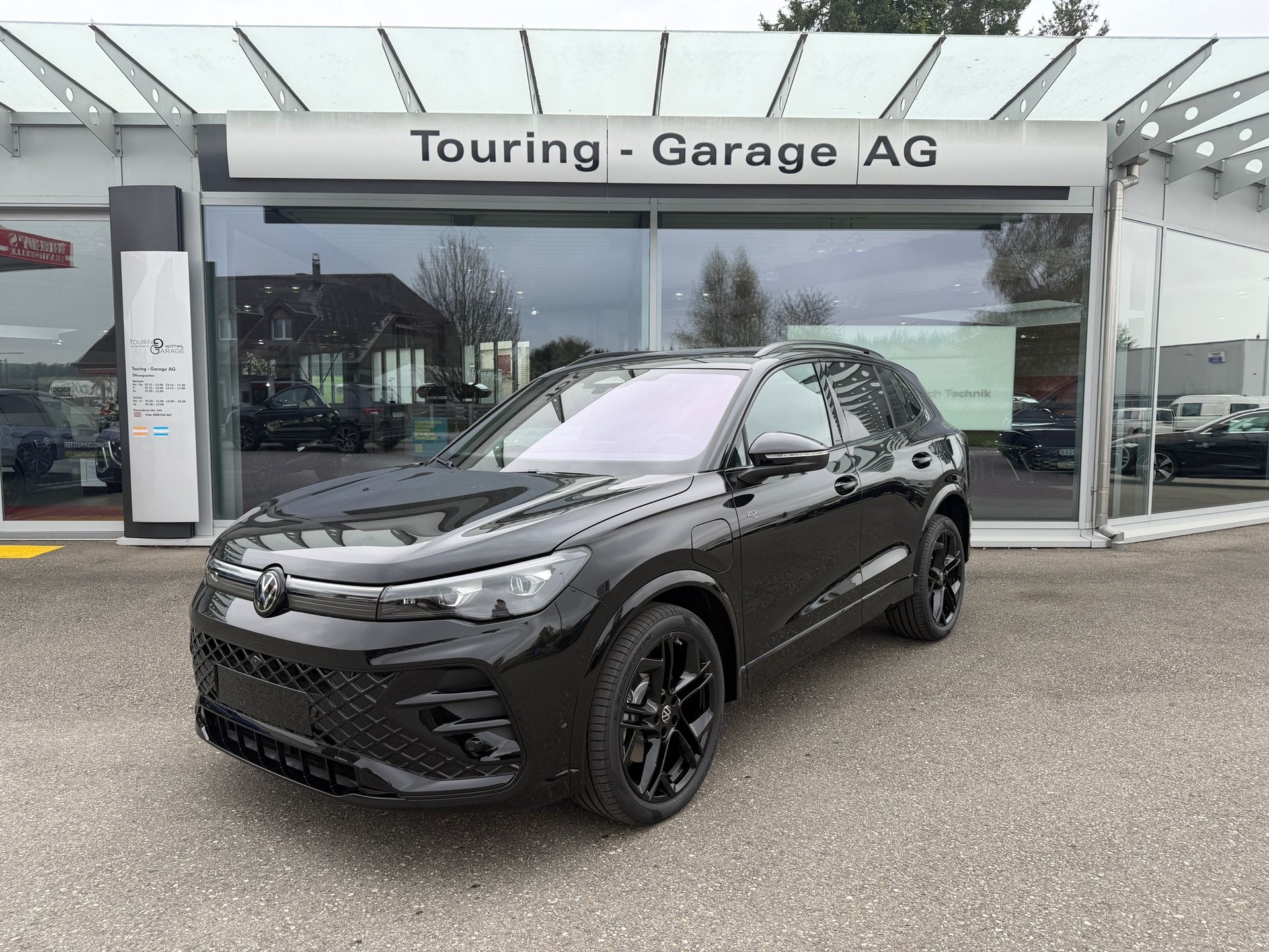 VW Tiguan 1.5 TSI evo2 eHybrid R-Line DSG-image-0