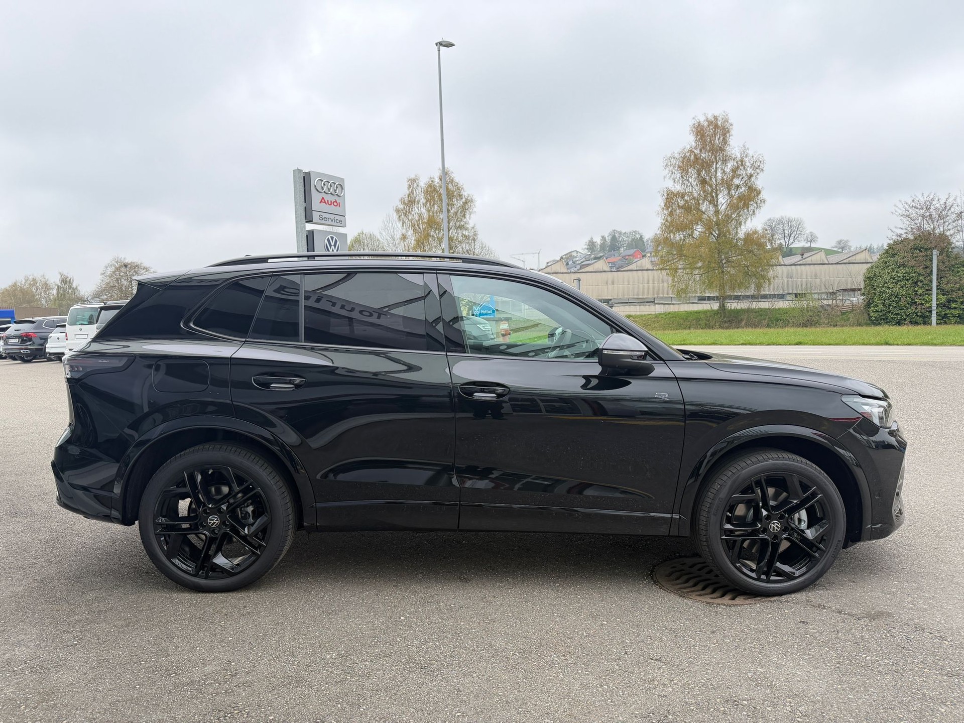 VW Tiguan 1.5 TSI evo2 eHybrid R-Line DSG-image-5