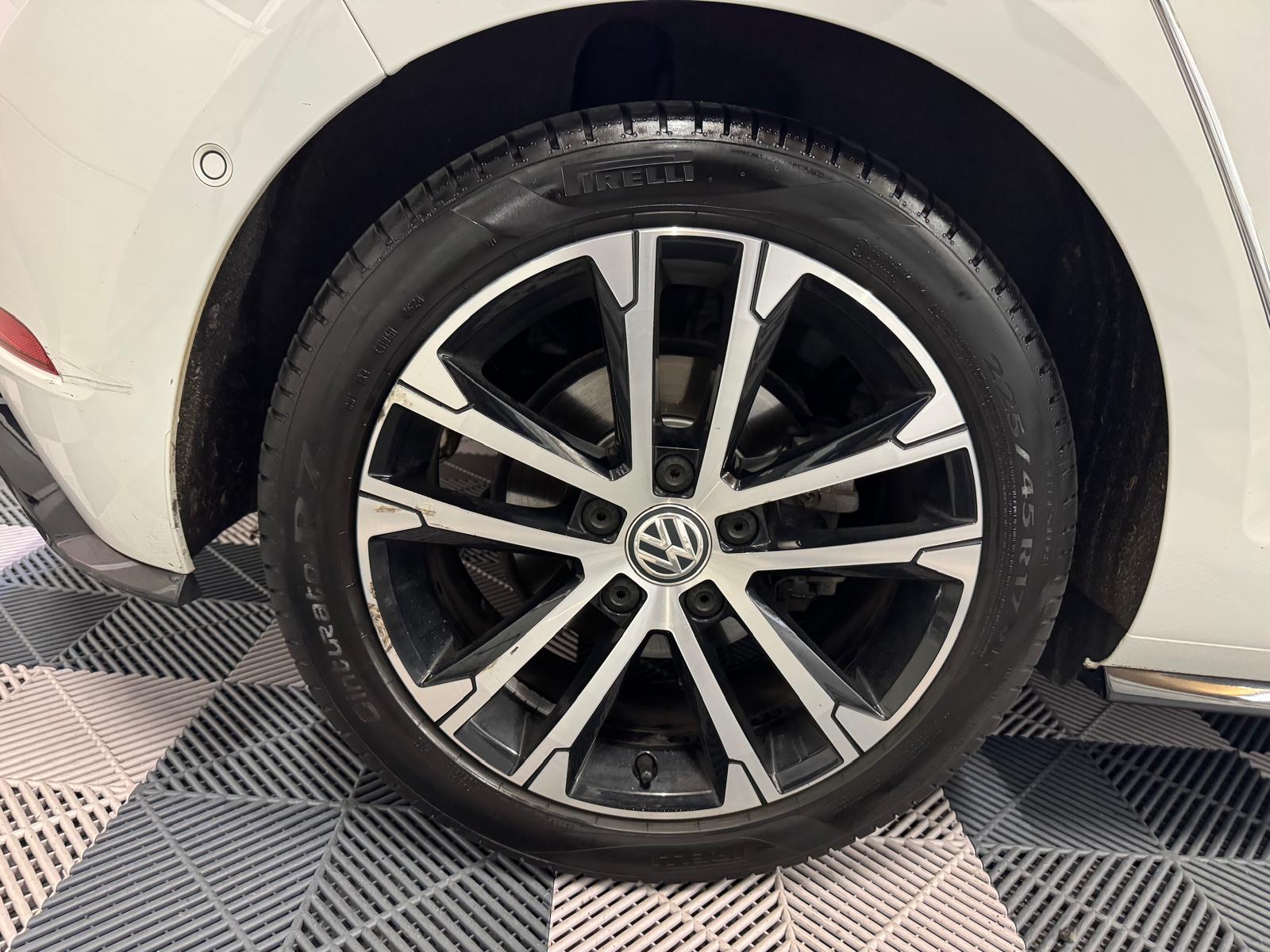 VW Golf 1.5 TSI R-Line Edition 45 DSG-image-29