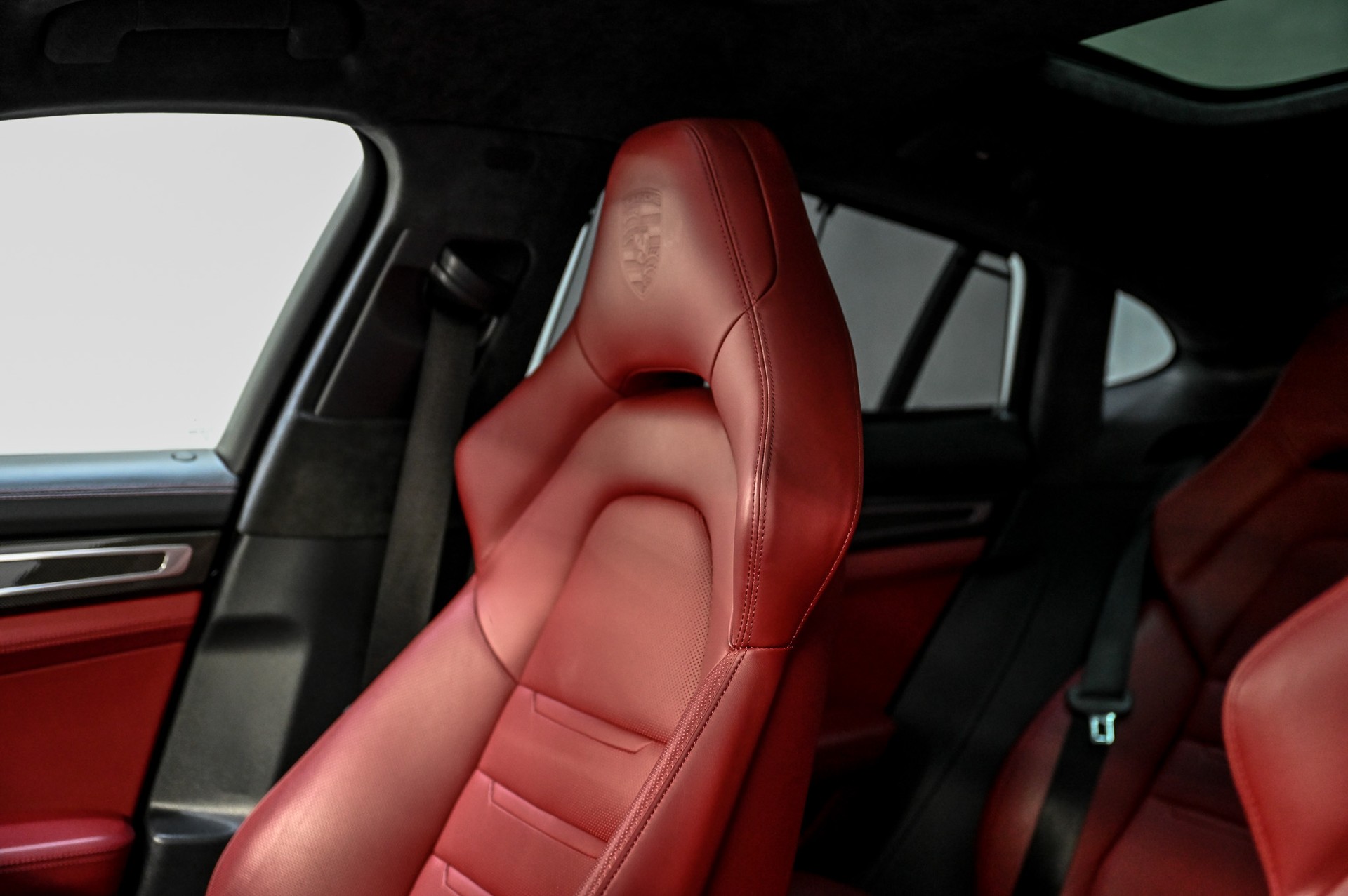 PORSCHE Panamera Turbo S E-Hybrid-image-27