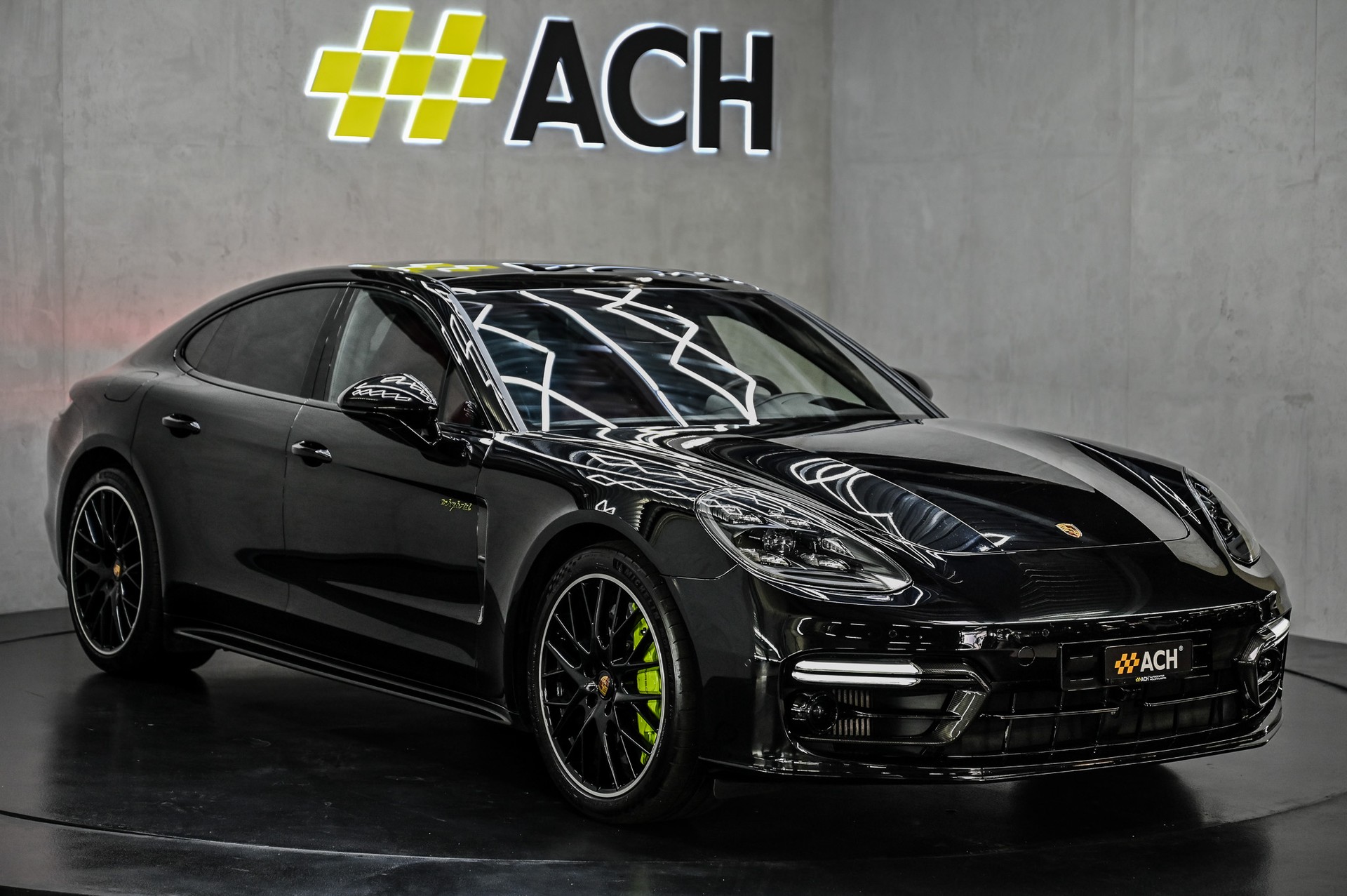 PORSCHE Panamera Turbo S E-Hybrid