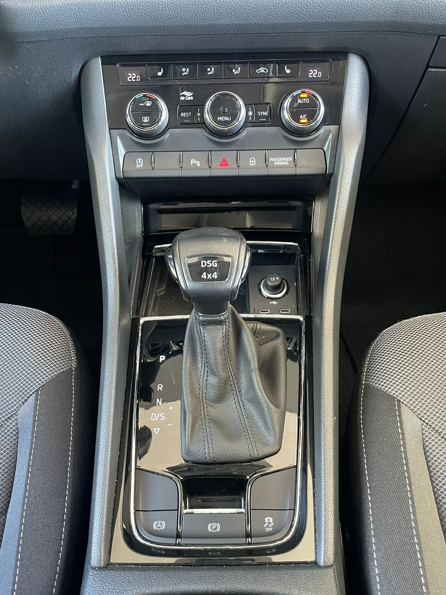 SKODA Kodiaq 2.0 TDI Ambition DSG-image-8