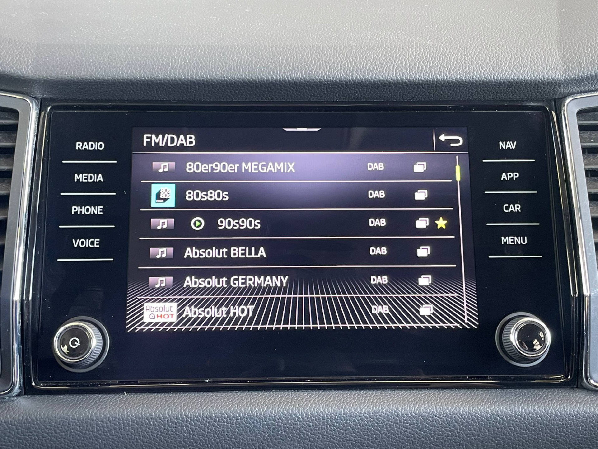 SKODA Kodiaq 2.0 TDI Ambition DSG-image-14