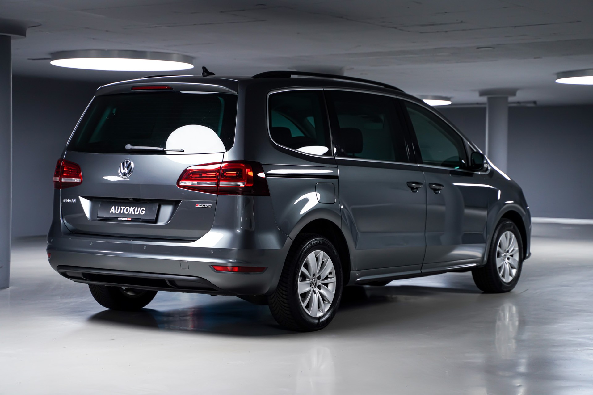 VW Sharan 2.0 TDI BMT Highline 4Motion DSG 7-Plätzer-image-4
