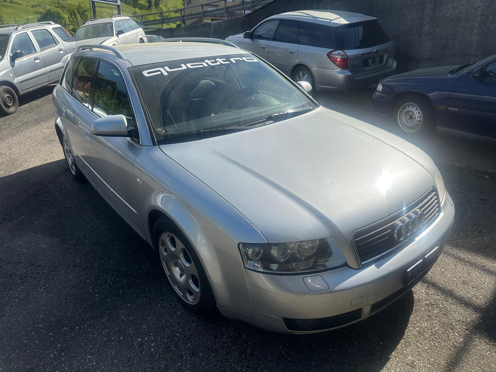 AUDI A4 Avant 1.9 TDI quattro-image-1