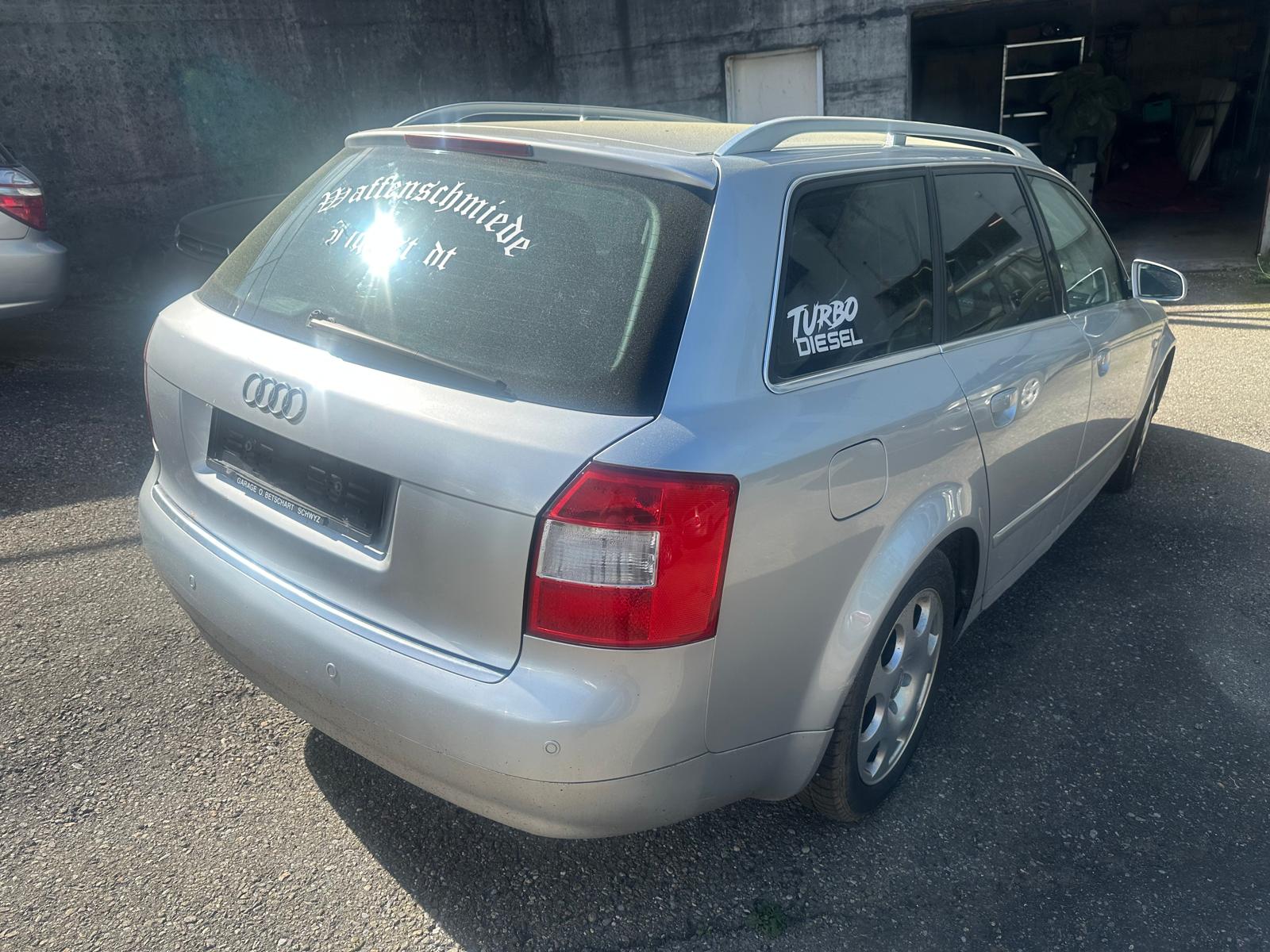 AUDI A4 Avant 1.9 TDI quattro-image-3