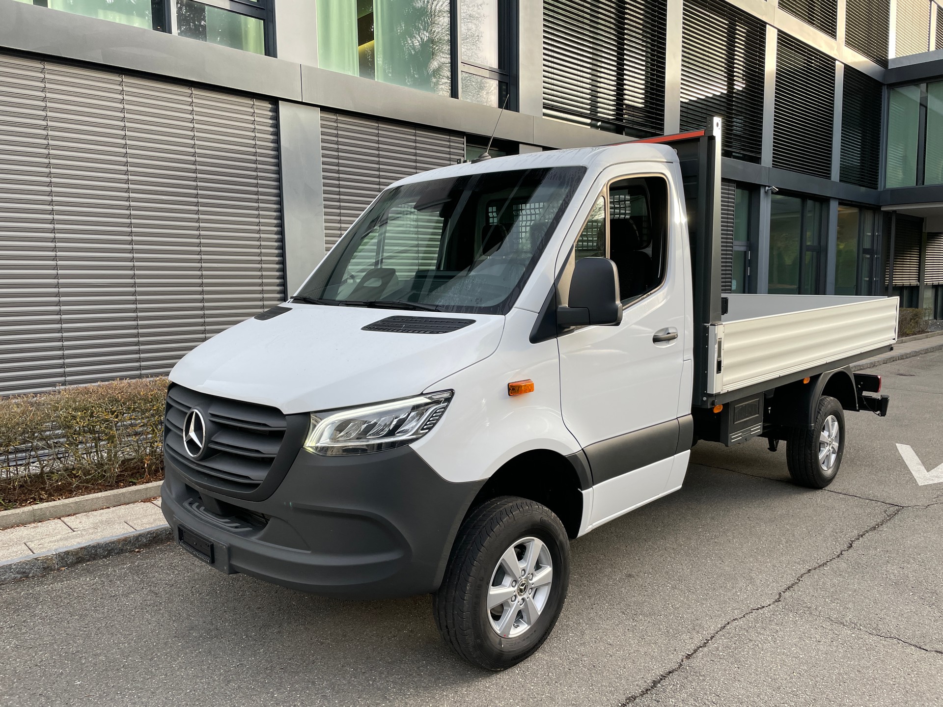 MERCEDES-BENZ Sprinter 319 CDI Standard 9G-TRONIC 4x4 Pritsche