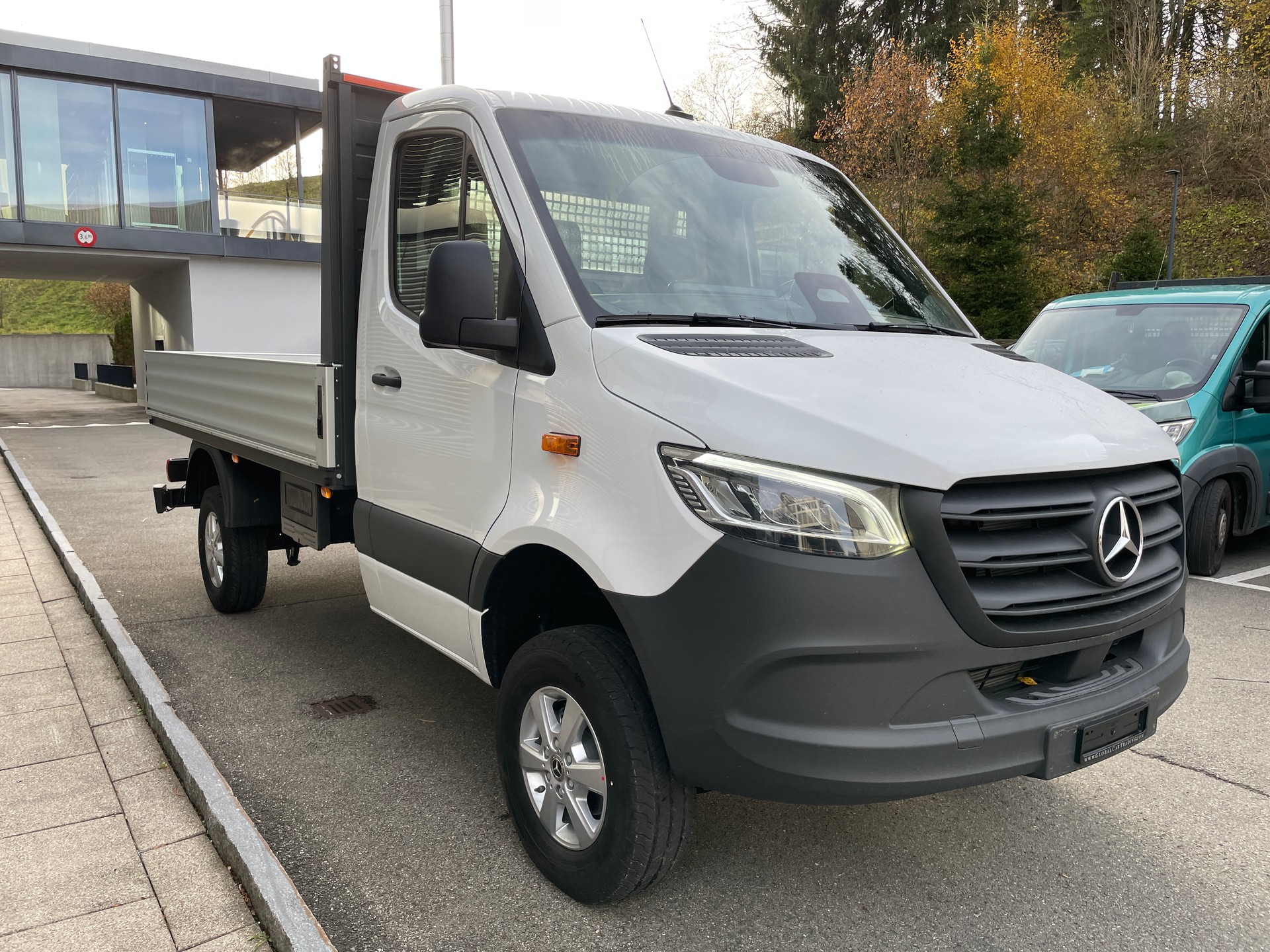 MERCEDES-BENZ Sprinter 319 CDI Standard 9G-TRONIC 4x4 Pritsche-showroom-element-2