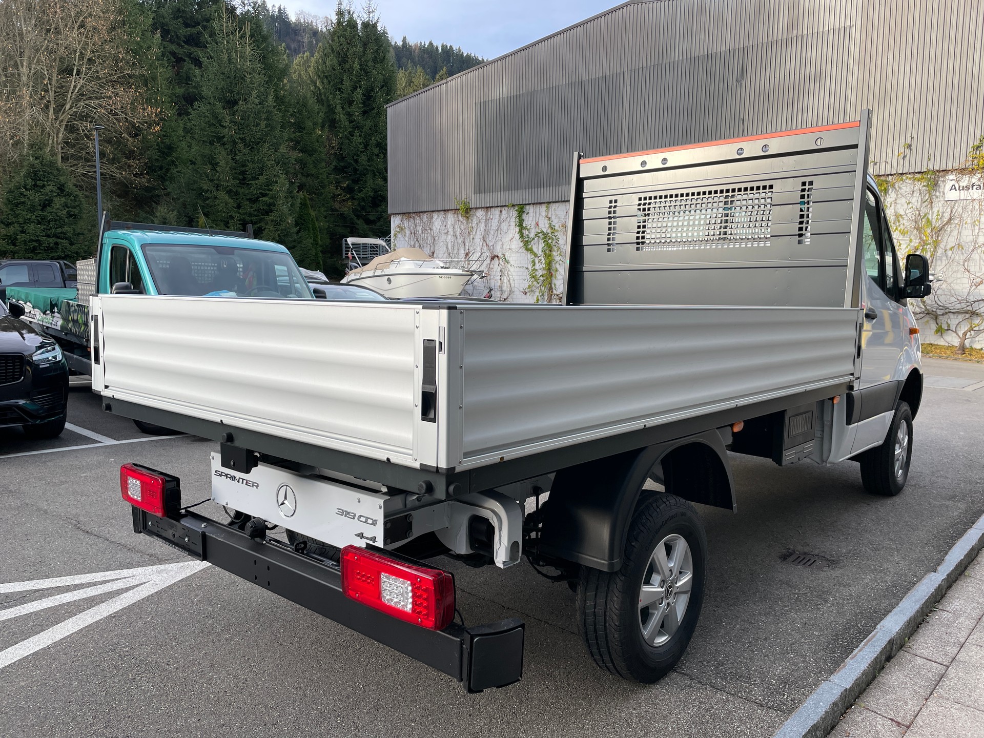 MERCEDES-BENZ Sprinter 319 CDI Standard 9G-TRONIC 4x4 Pritsche-showroom-element-3