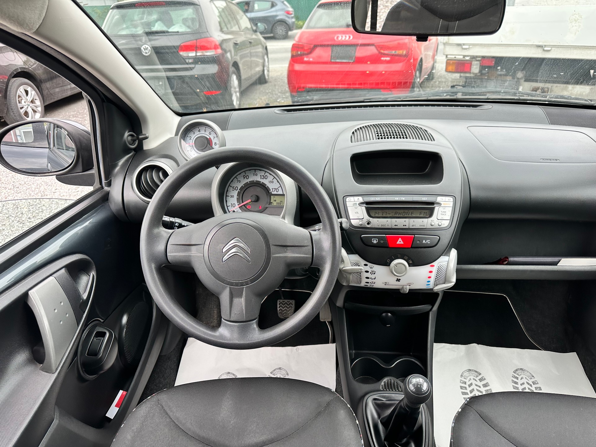 CITROEN C1 1.0i Séduction-image-11