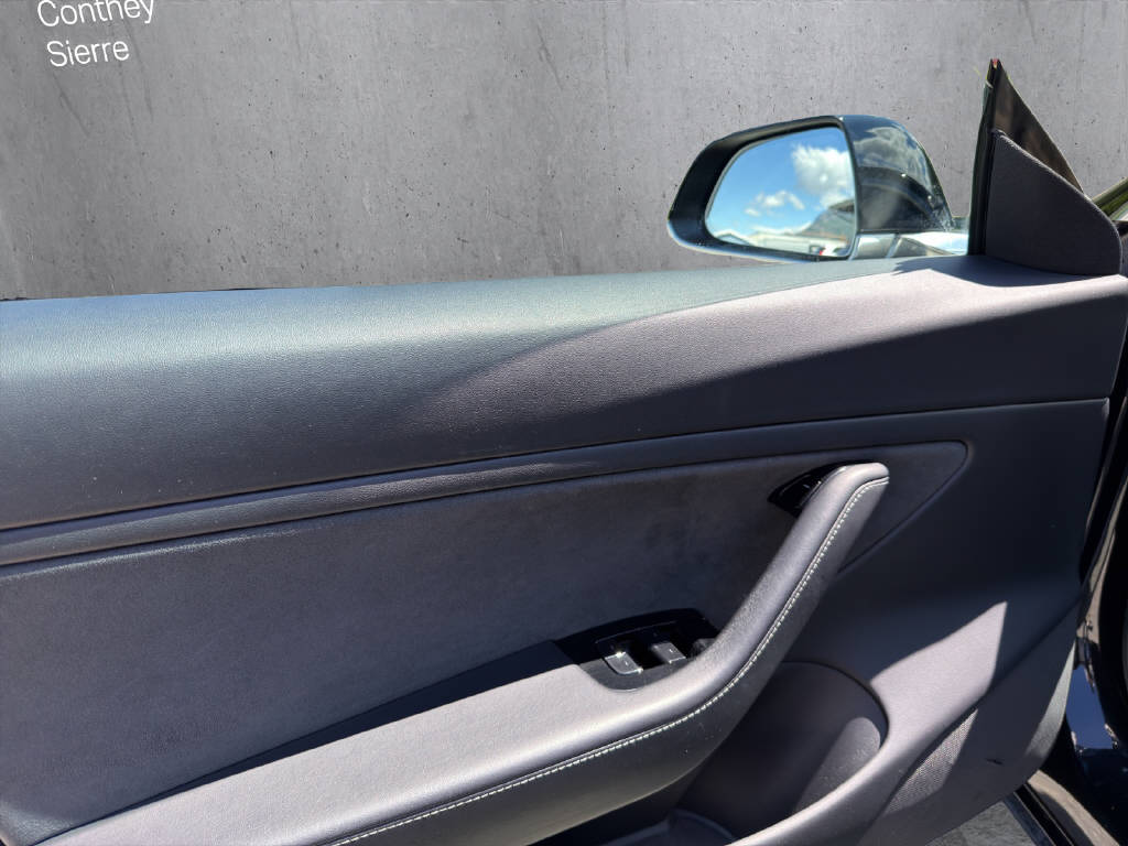 TESLA Model 3 Long Range Dual Motor AWD-image-7