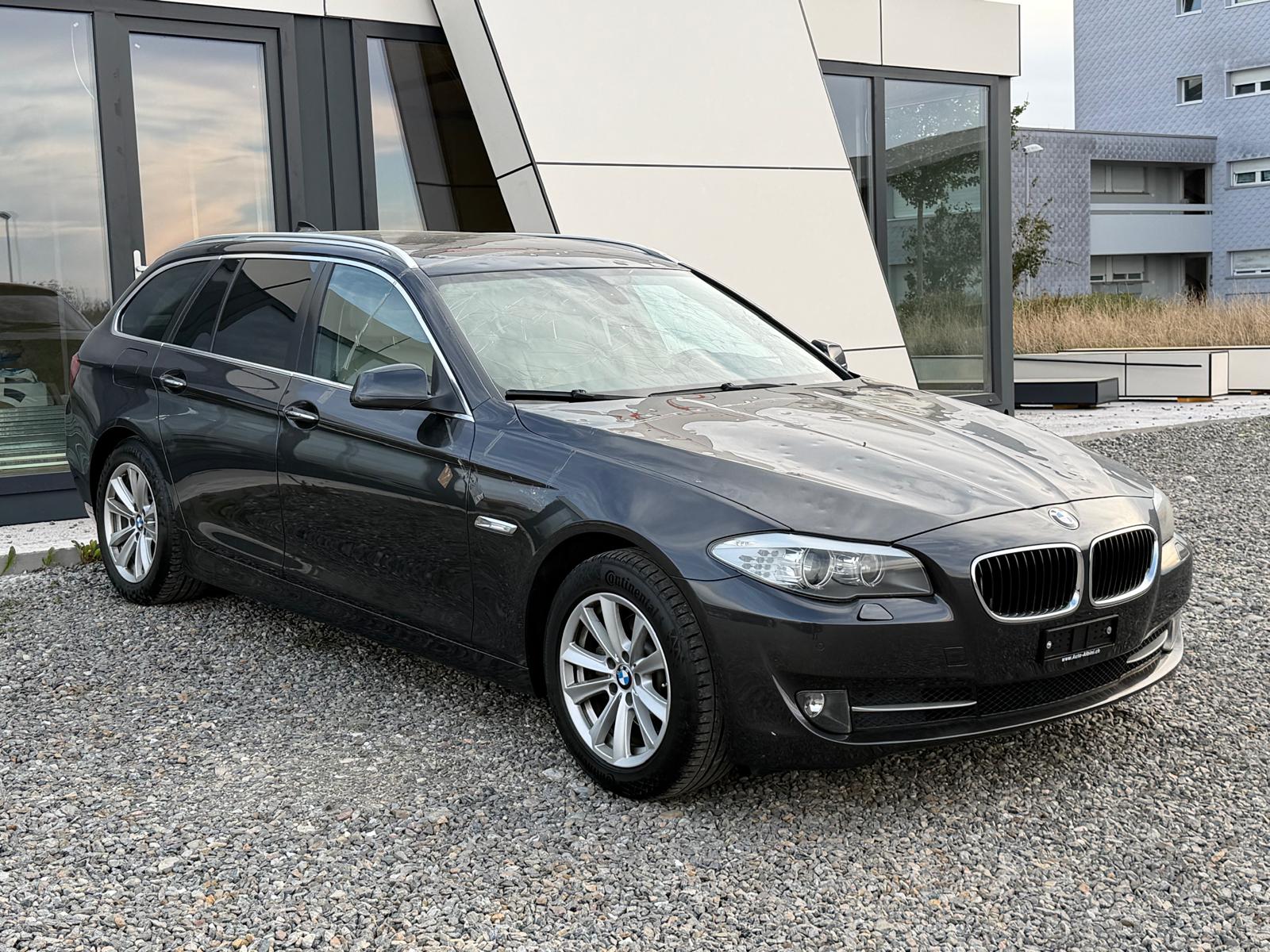 BMW 520d Touring Steptronic *HAGELSCHADEN* **Jetzt nur noch CHF 6'900.- statt CHF 9'900.-**-image-7