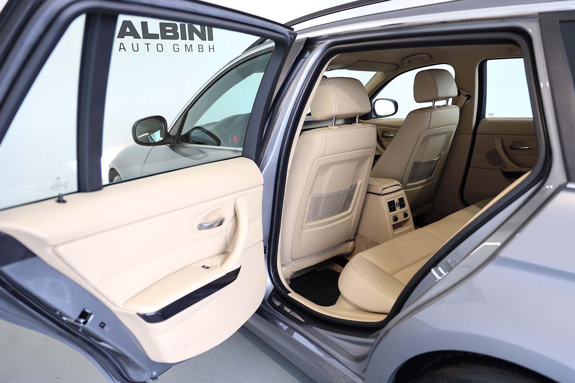 BMW 520d Touring Steptronic-image-14