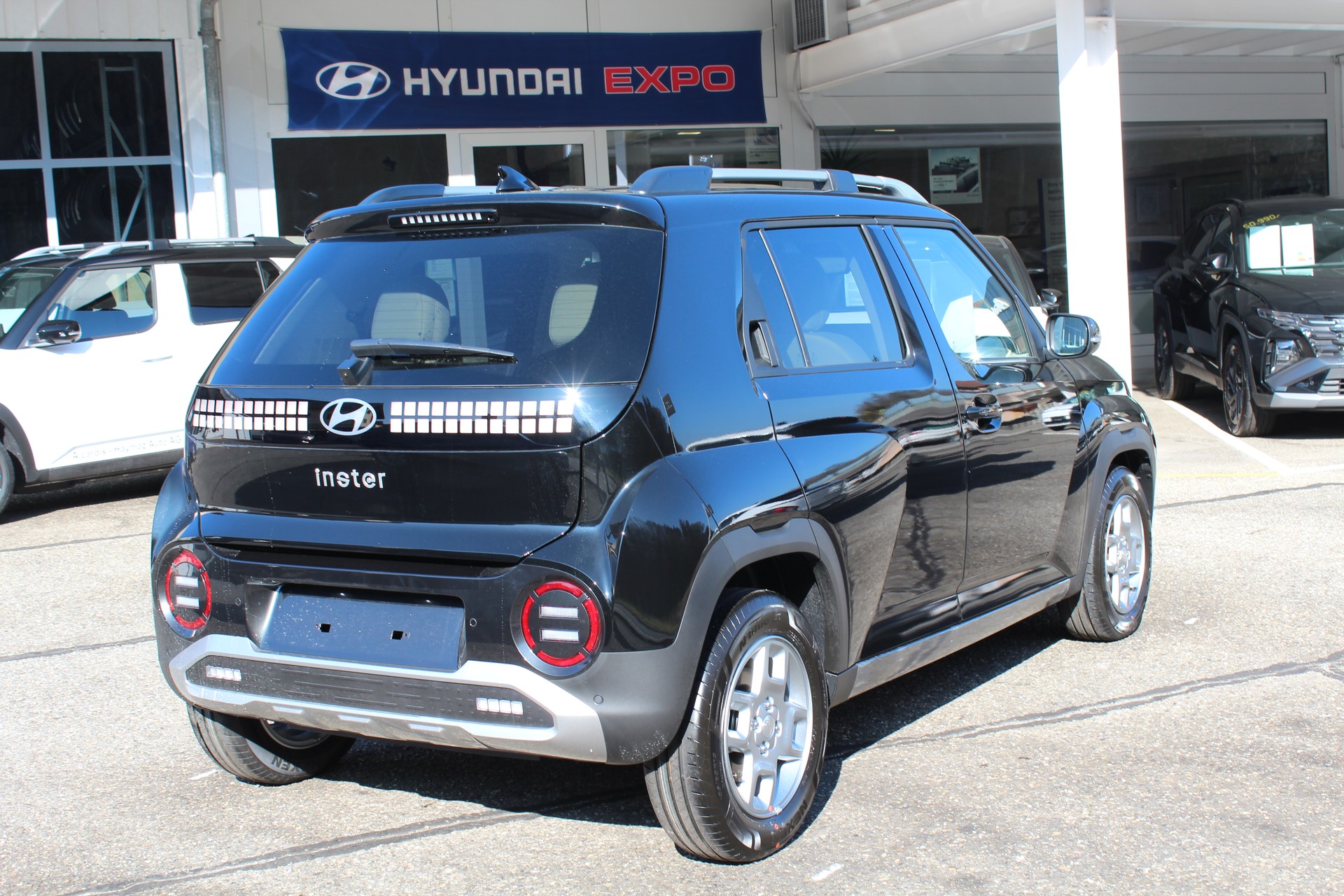 HYUNDAI Inster 49kWh Amplia-image-6