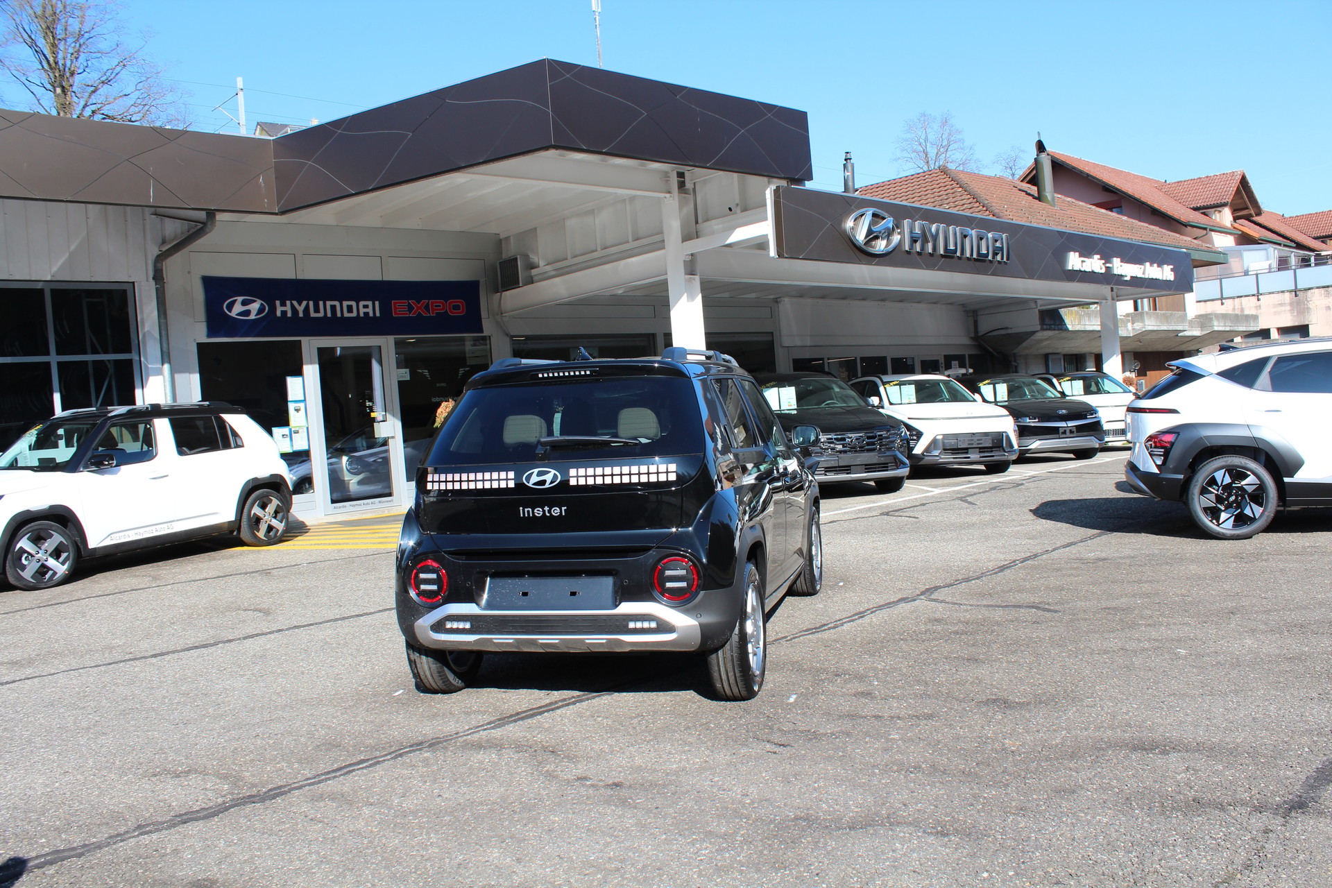 HYUNDAI Inster 49kWh Amplia-showroom-element-3