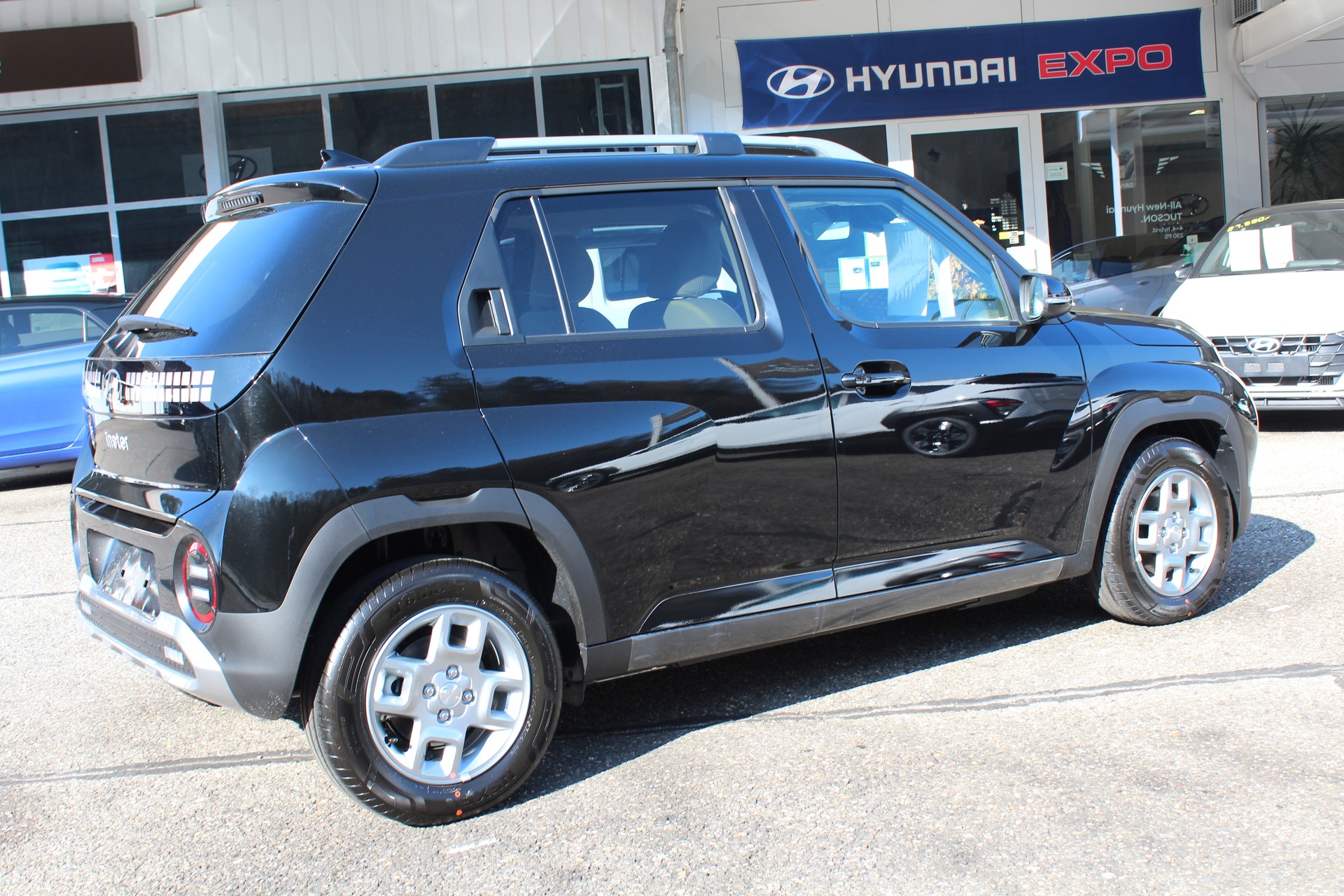 HYUNDAI Inster 49kWh Amplia-image-7