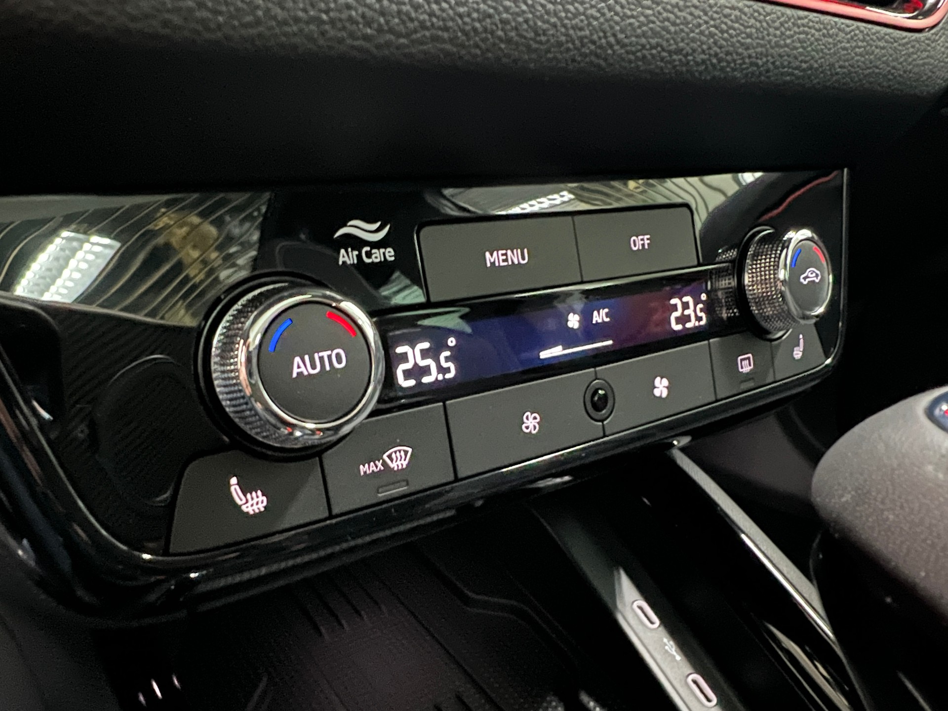 SKODA Scala 1.5 TSI Monte Carlo DSG-image-15