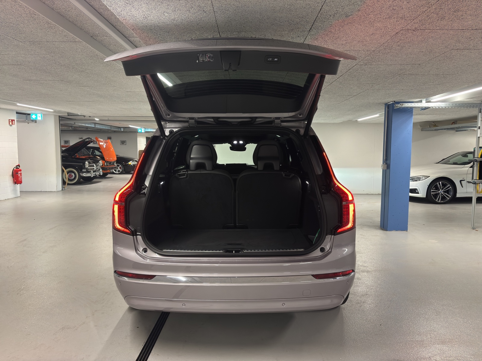 VOLVO XC90 2.0 T8 TE XCLUSIVE Edition Bright eAWD-image-11