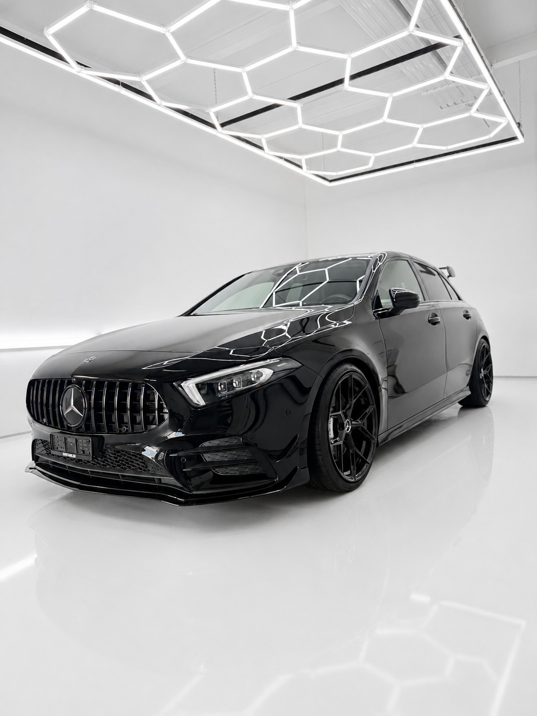 MERCEDES-BENZ A 35 AMG 4Matic Speedshift Black Performance