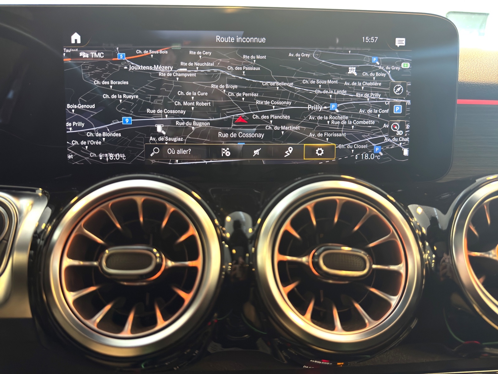 MERCEDES-BENZ GLB 250 4Matic AMG Line 8G-Tronic-image-18