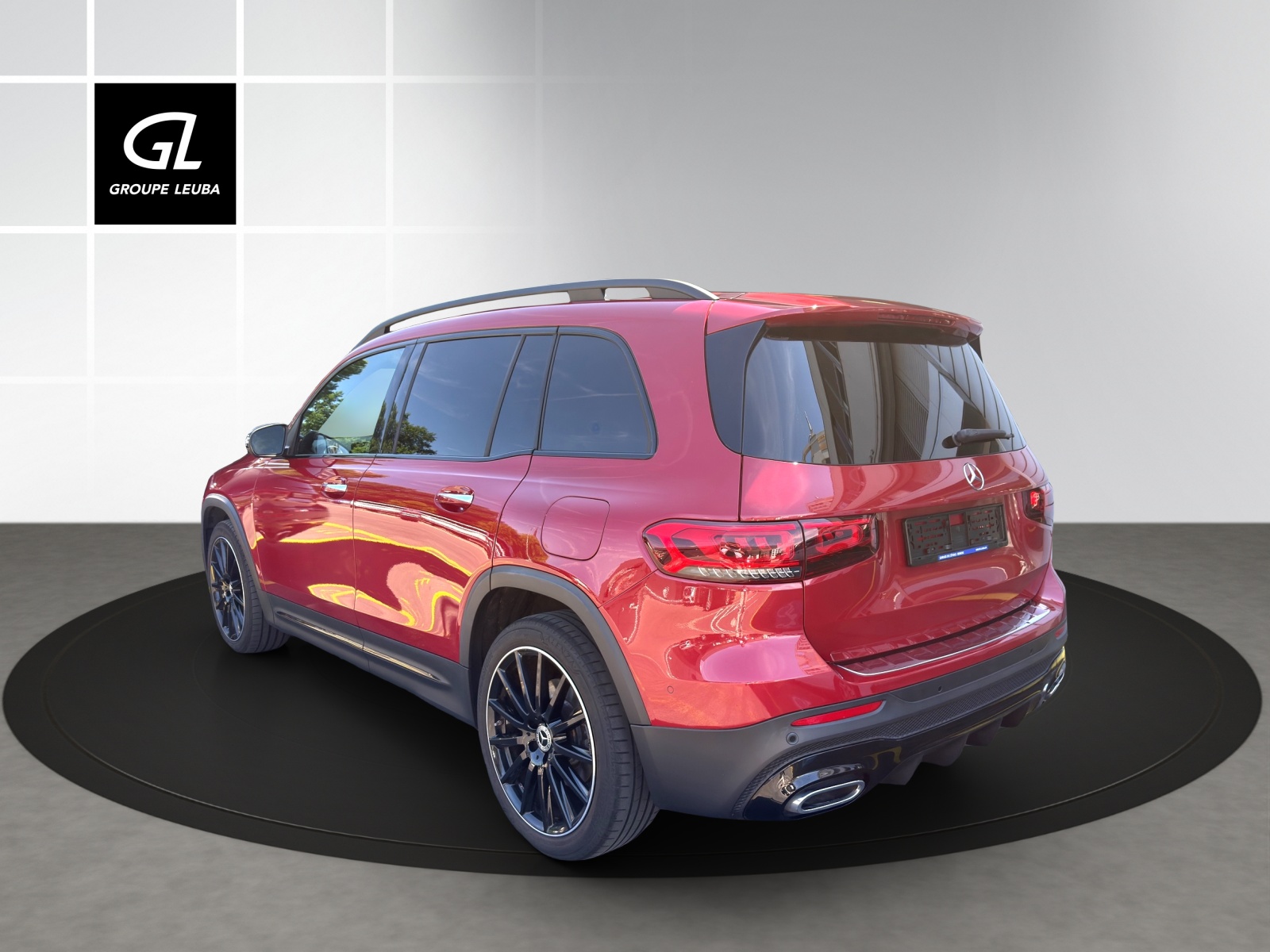 MERCEDES-BENZ GLB 250 4Matic AMG Line 8G-Tronic-image-3
