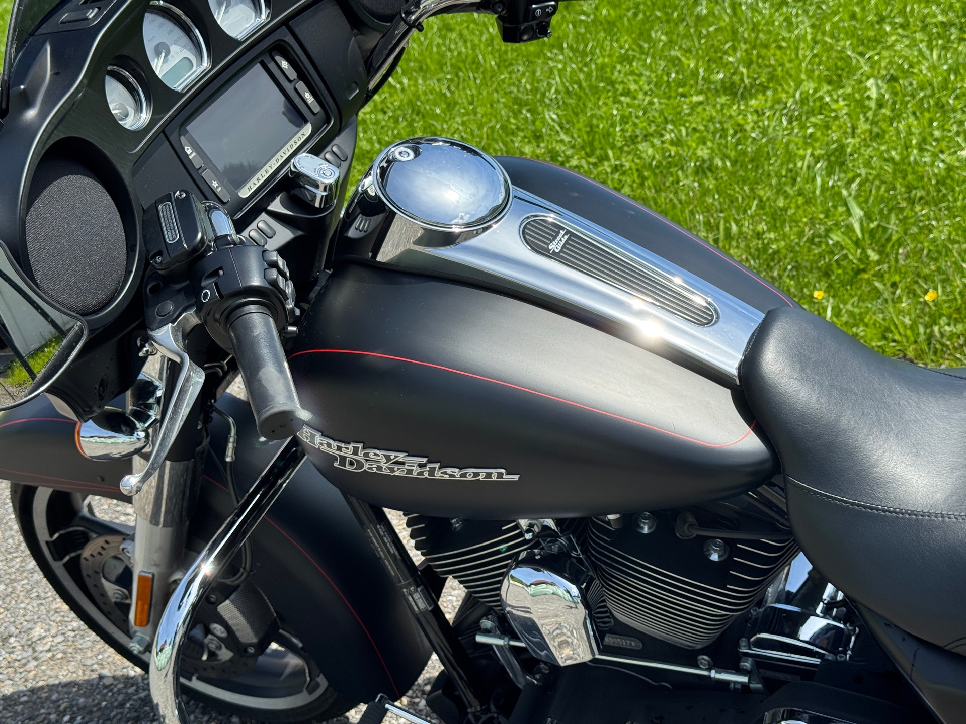 HARLEY-DAVIDSON Street Glide 103 special (35 KW möglich)-image-9