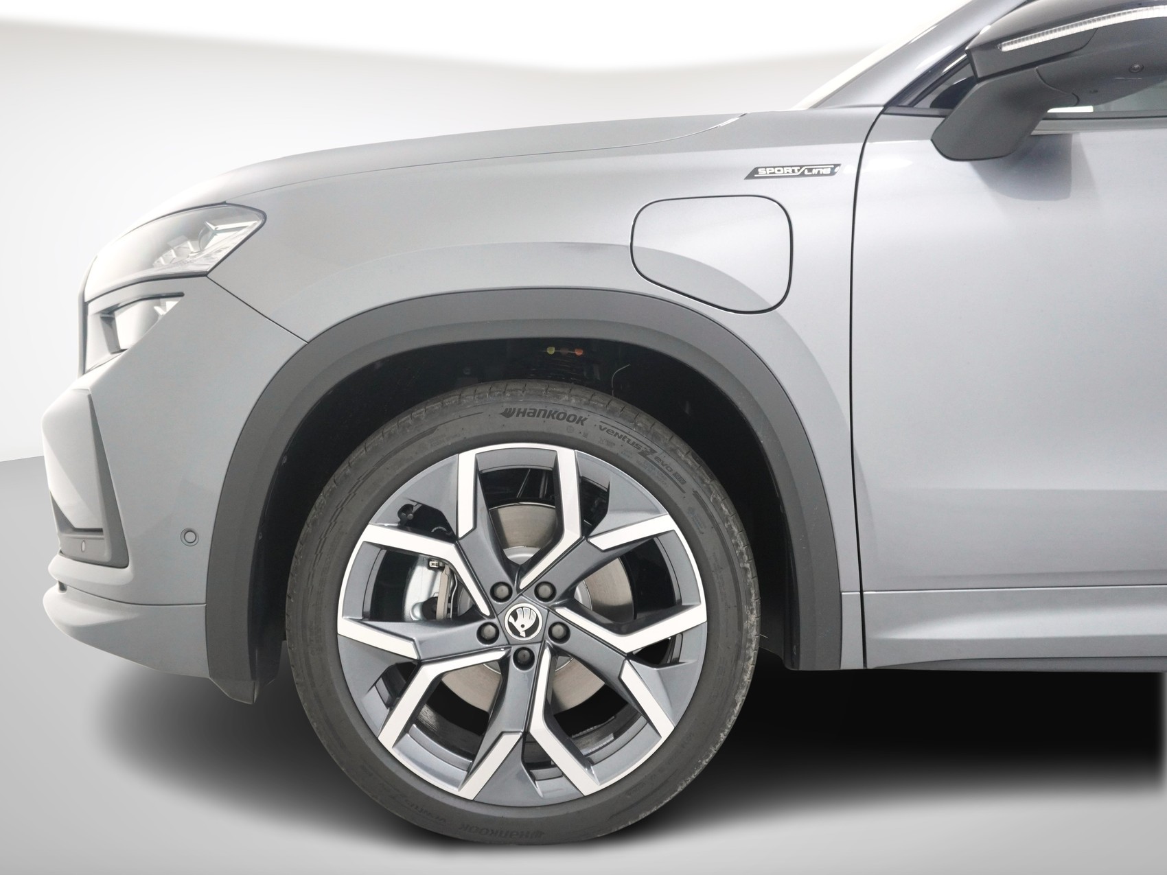 SKODA Kodiaq 1,5 TSI iV Plug-in-Hybrid Sportline-image-8