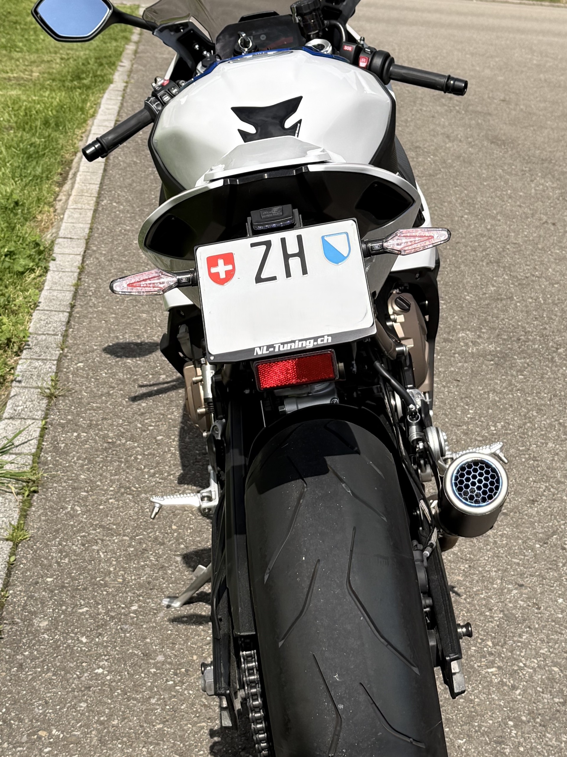 BMW S 1000 RR-image-8