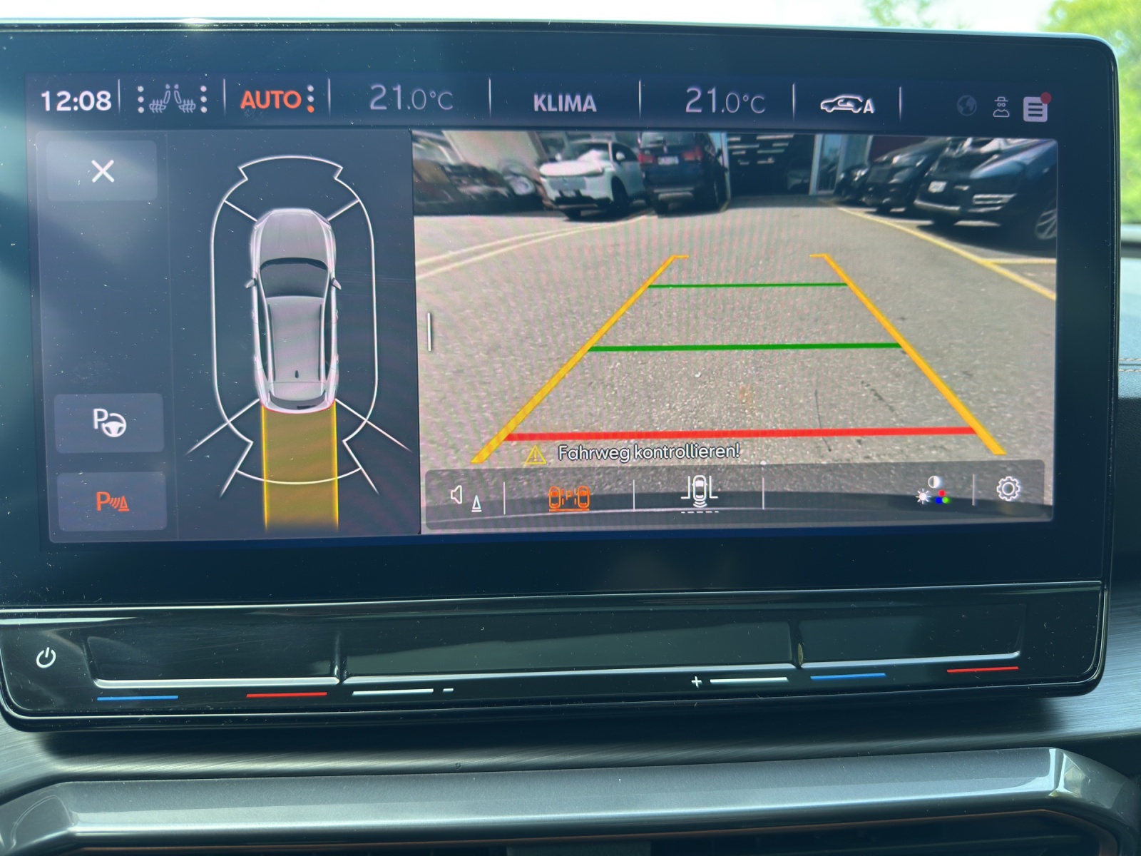 CUPRA Formentor 2.0TSI VZ DSG-image-25