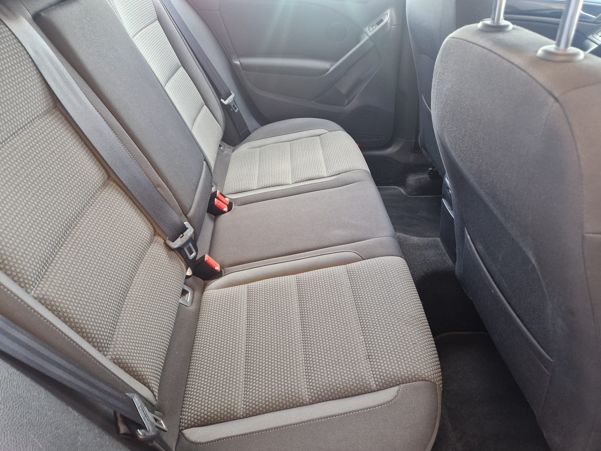 VW Golf 1.2 TSI BlueMotion Technology Team-image-8