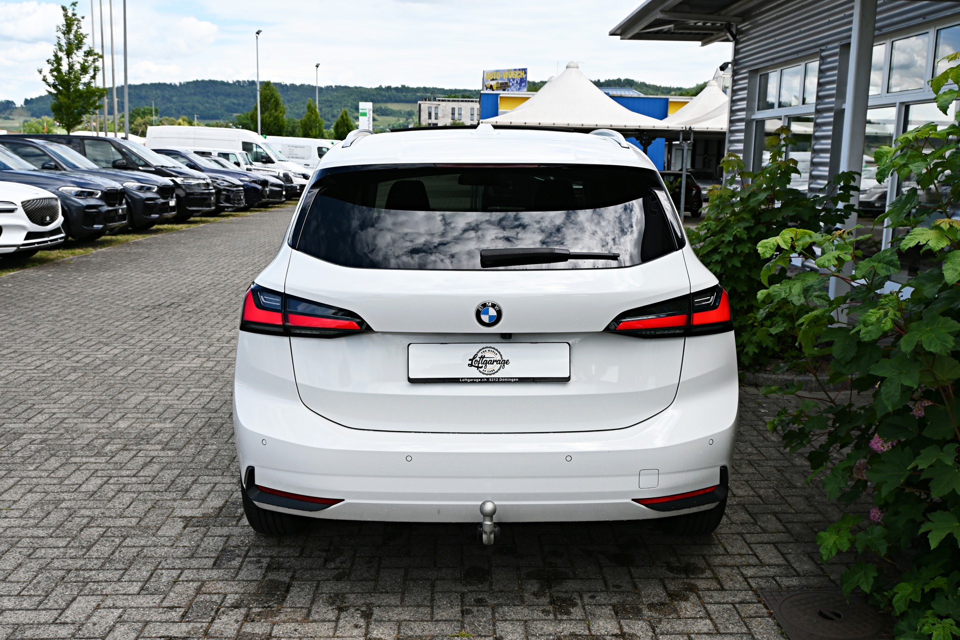 BMW 223d Active Tourer xDrive DKG 4X4 (CH Auto) + AHK 1500kg-image-3