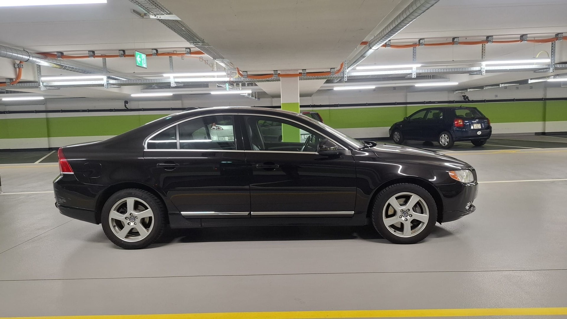 VOLVO S80 2.0T Momentum Powershift-image-3