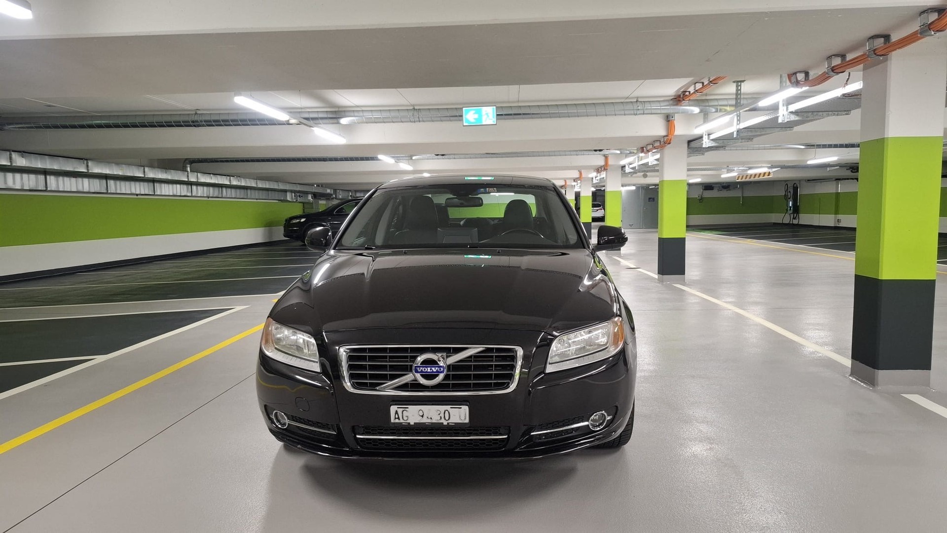VOLVO S80 2.0T Momentum Powershift-image-1