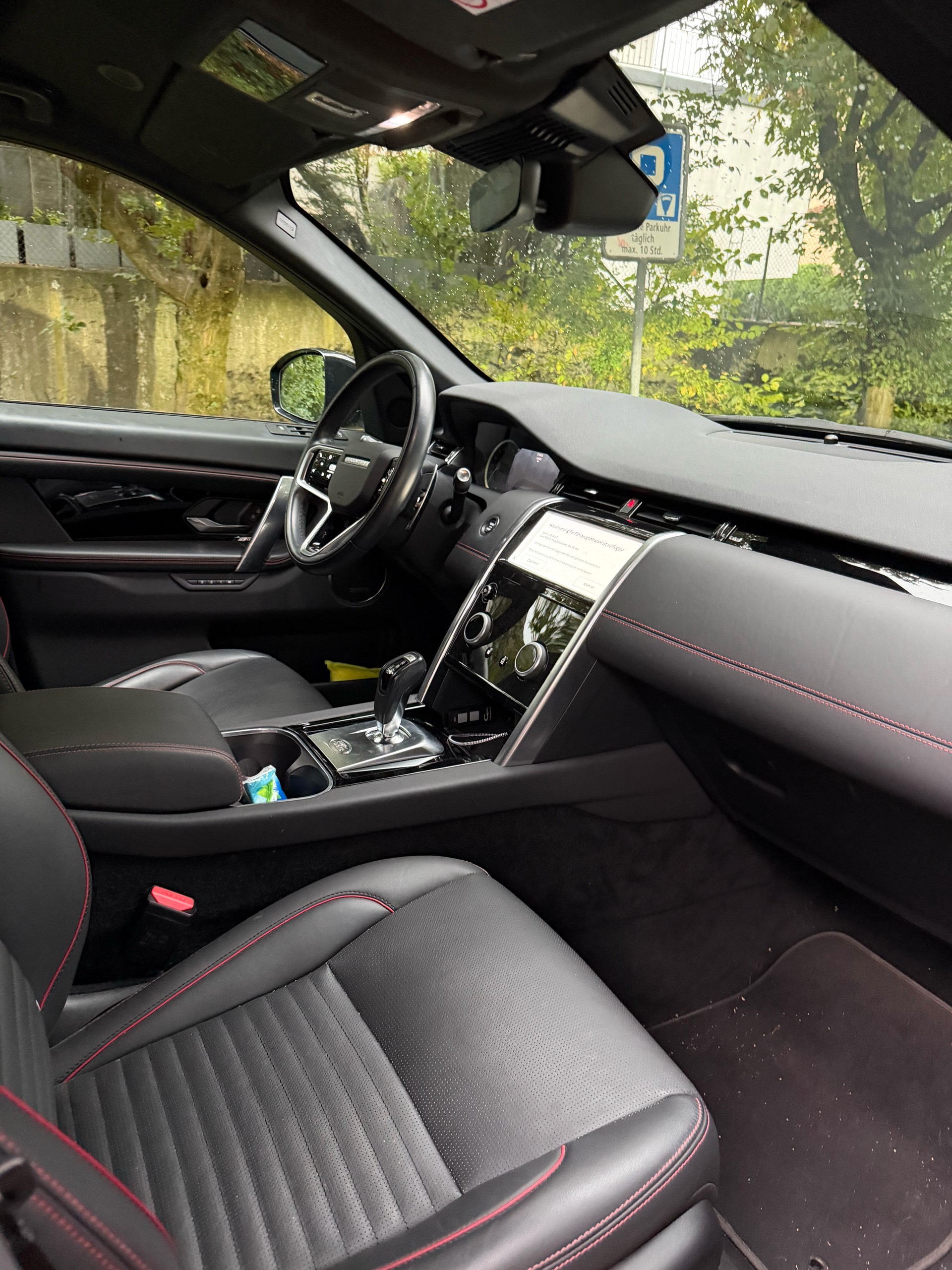 LAND ROVER R Dynamics-image-8