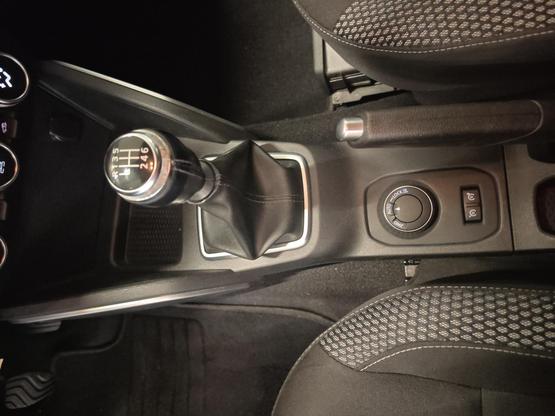 DACIA Duster TCe 125 Prestige 4x4-image-19