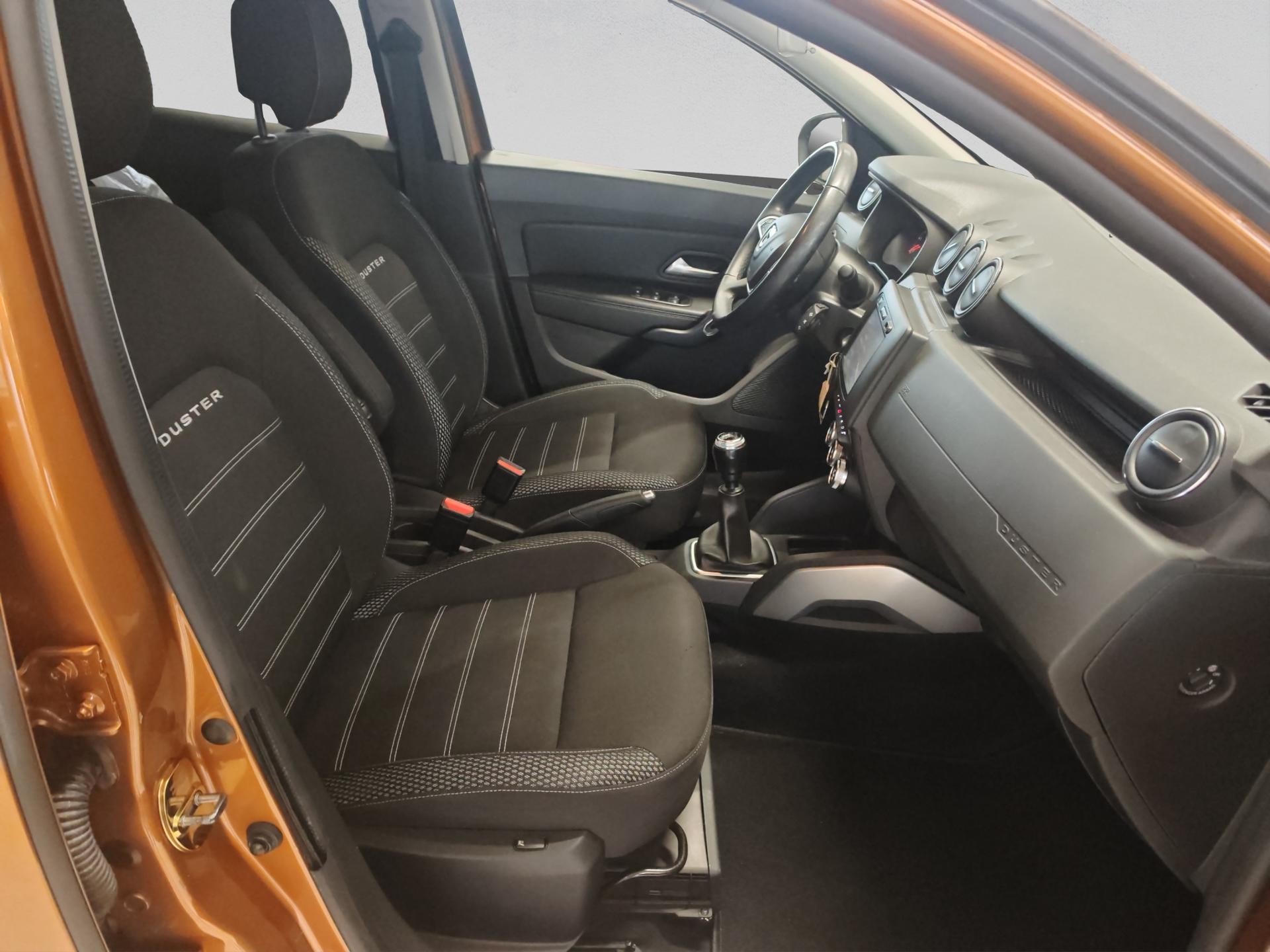 DACIA Duster TCe 125 Prestige 4x4-image-15