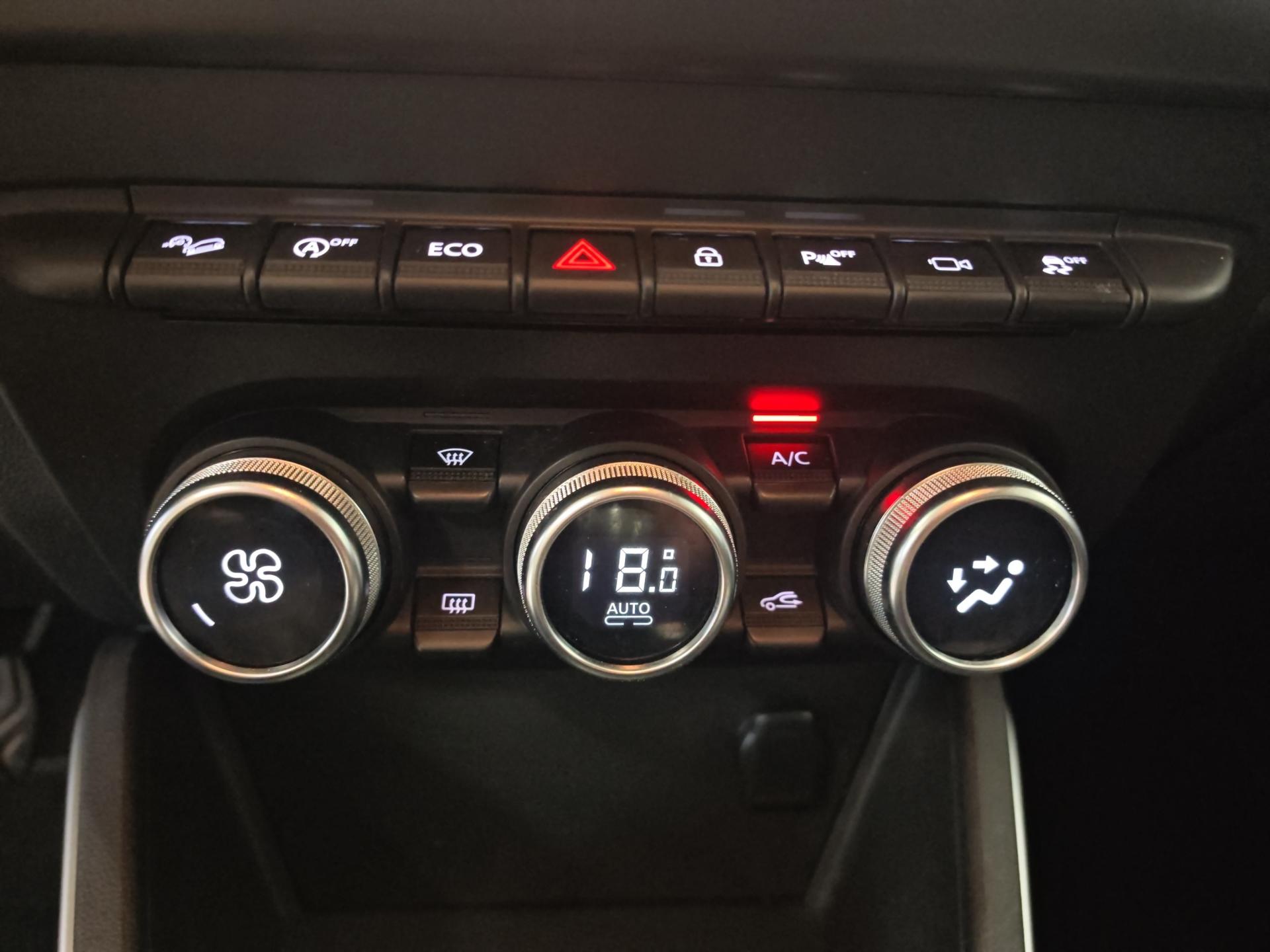 DACIA Duster TCe 125 Prestige 4x4-image-18