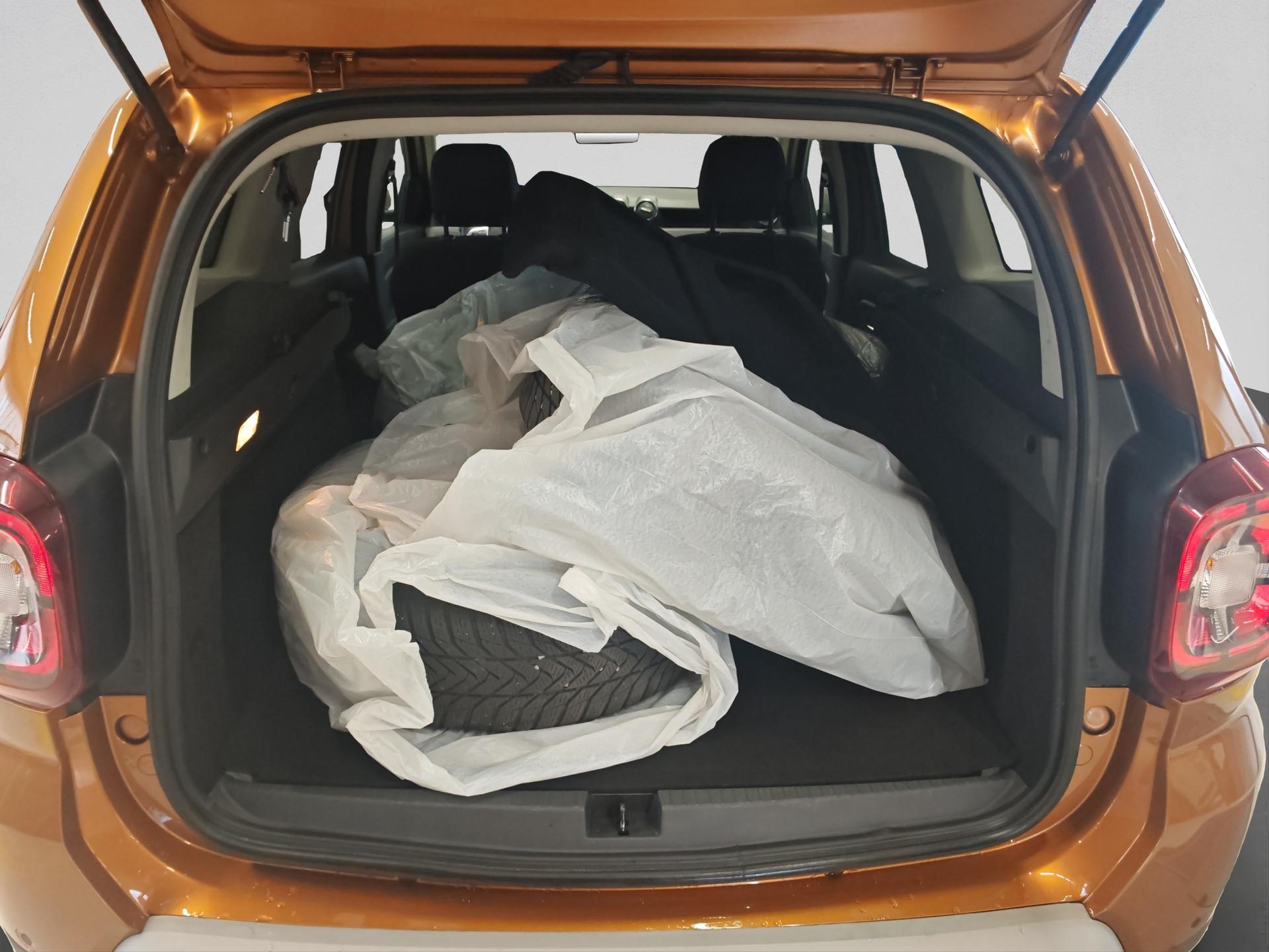 DACIA Duster TCe 125 Prestige 4x4-image-14