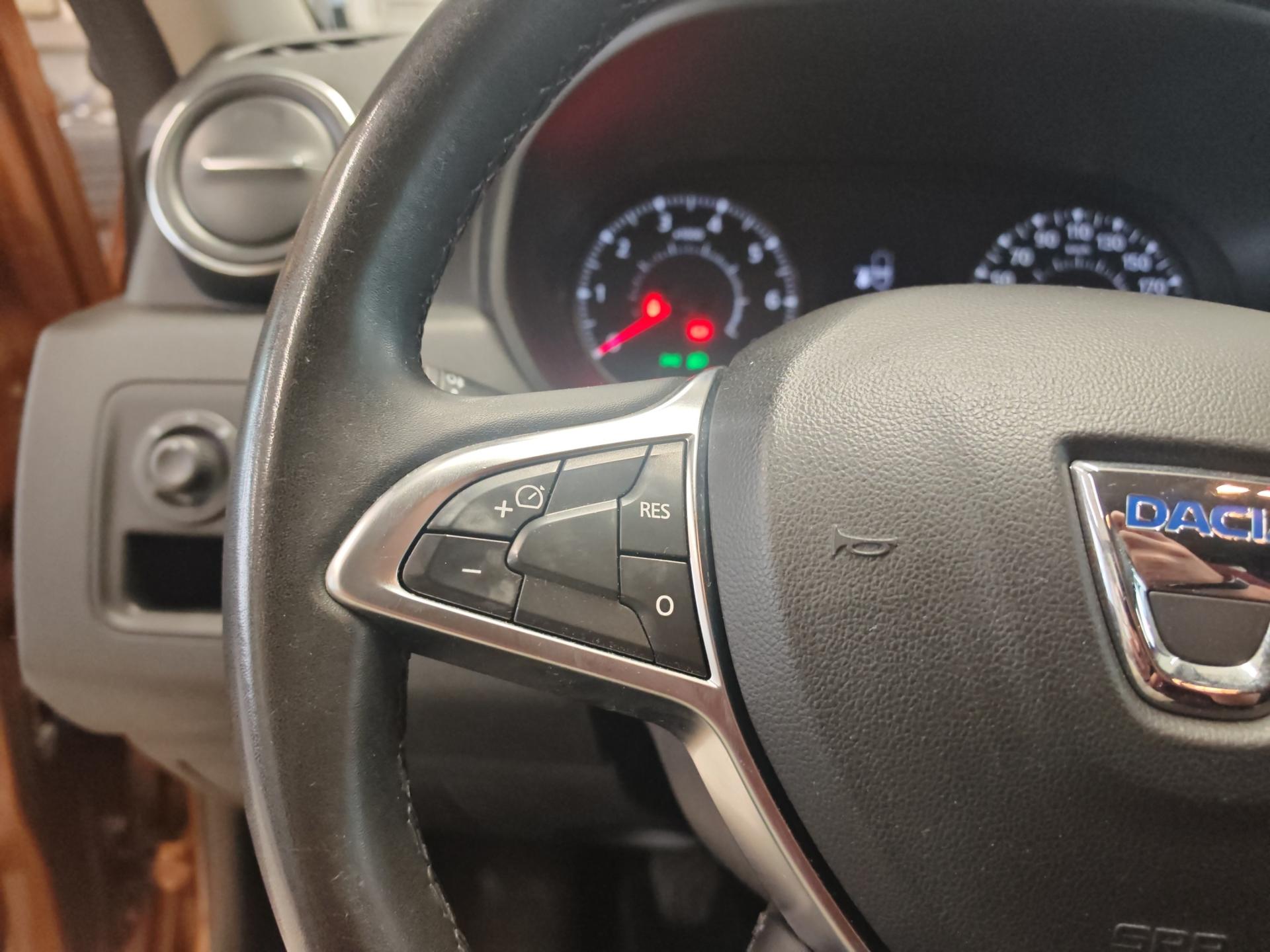 DACIA Duster TCe 125 Prestige 4x4-image-17