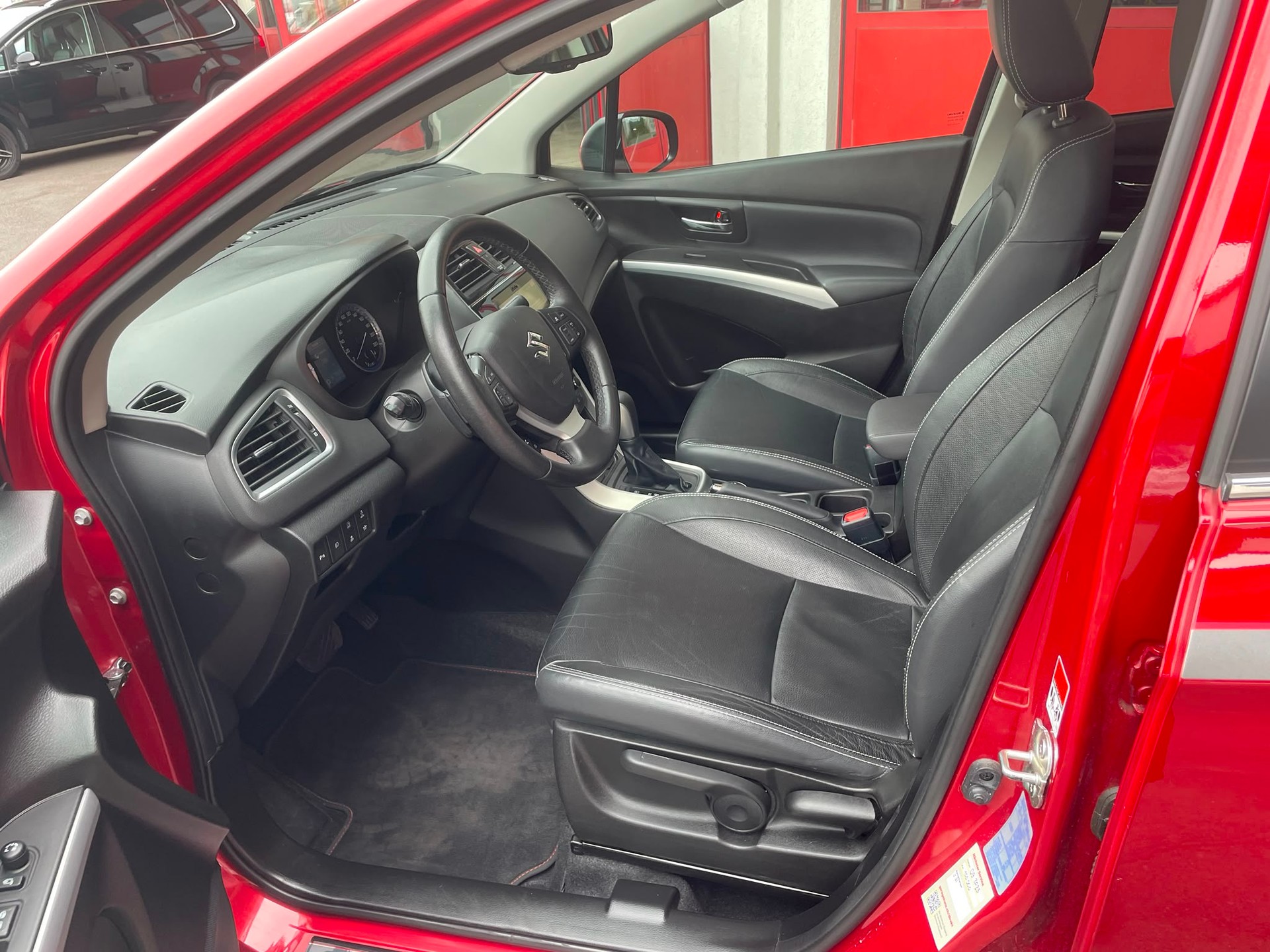 SUZUKI SX4 S-Cross 1.4 16V Piz Sulai Top 4WD Automatic-image-4