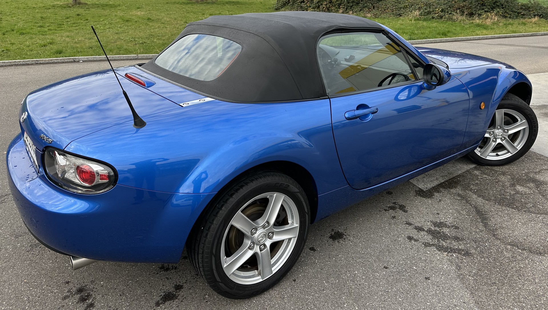 MAZDA 1.8-image-1