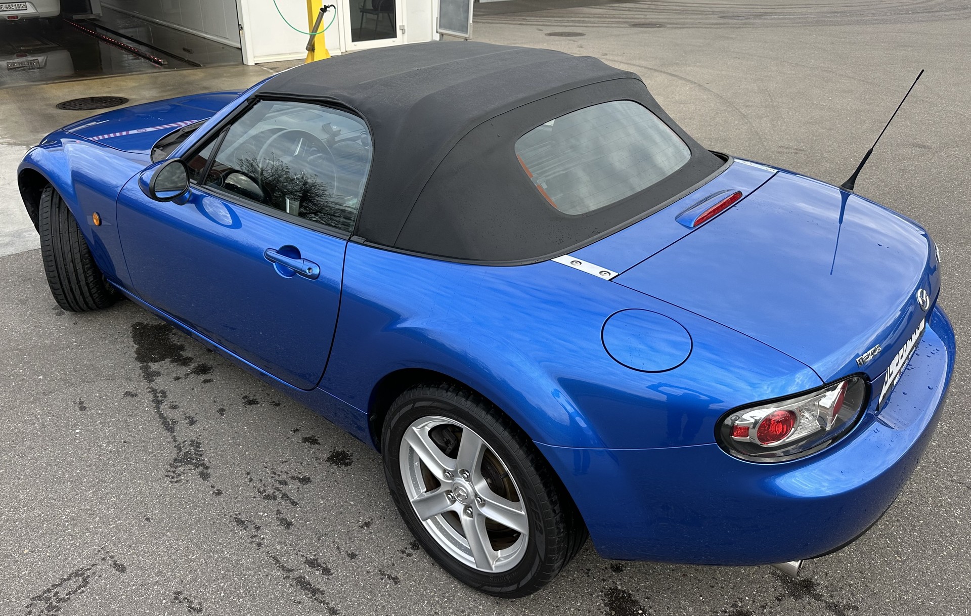 MAZDA 1.8-image-3