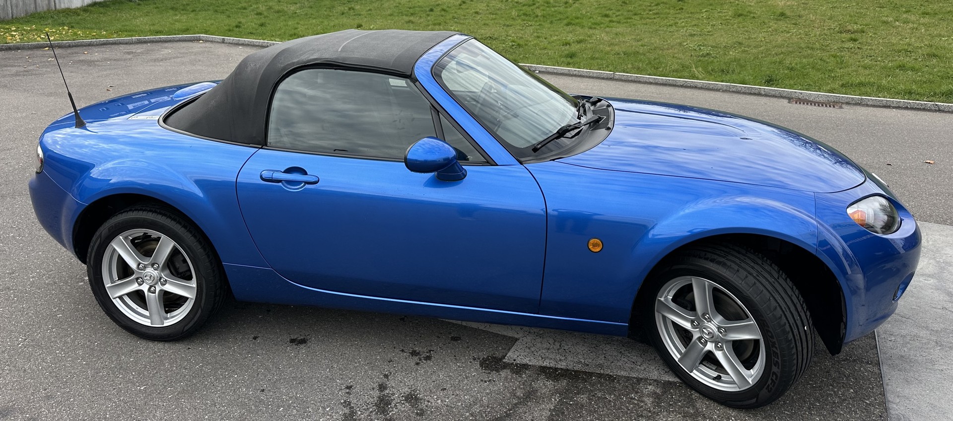MAZDA 1.8-image-0