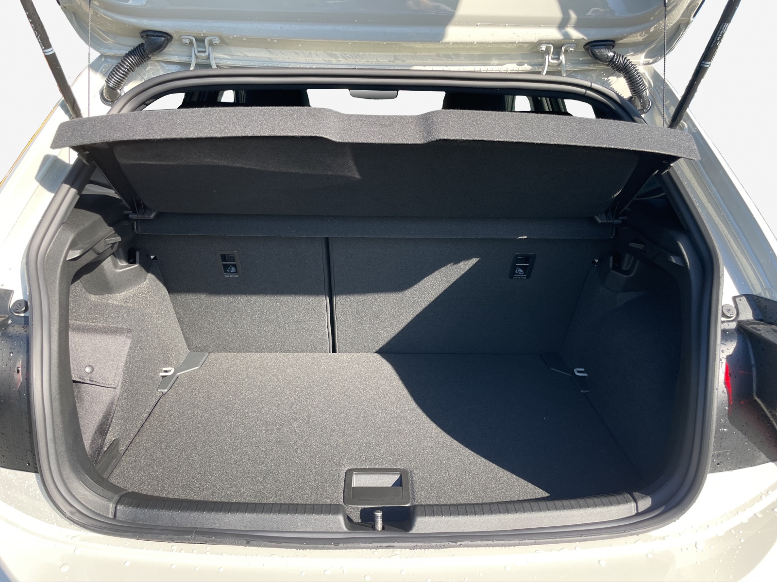 VW Polo 1.0 TSI R-Line DSG-image-12