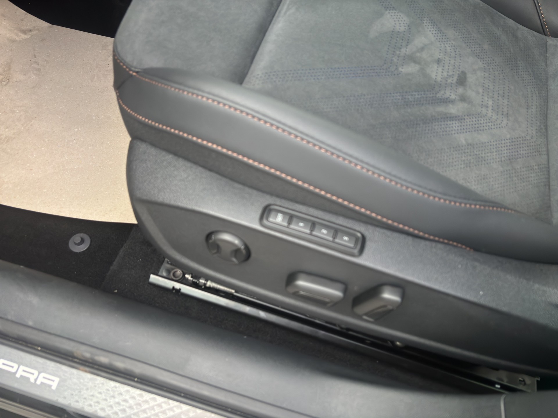 CUPRA Formentor 2.0TSI VZ 4Drive DSG-image-18
