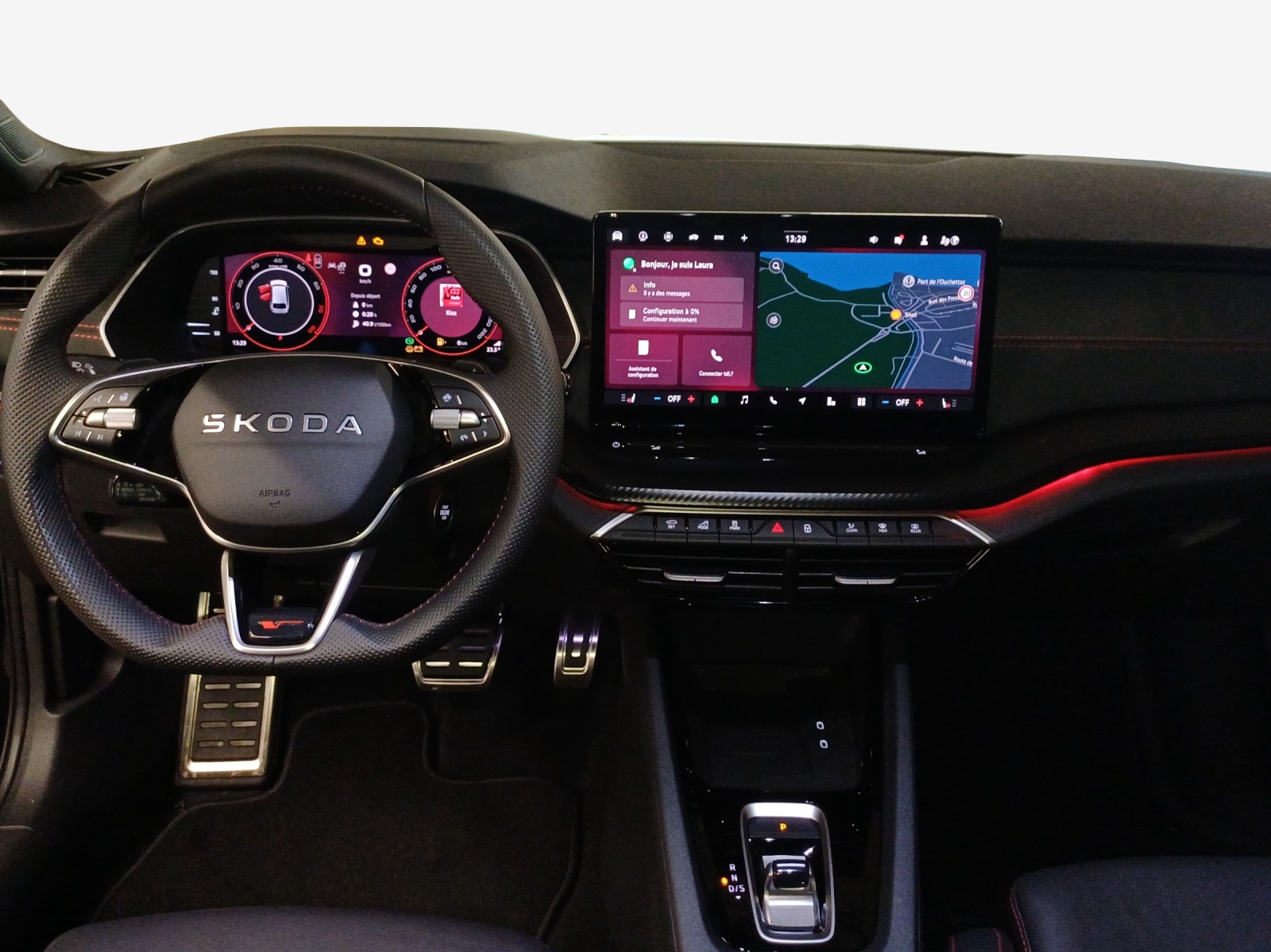 SKODA Octavia Combi 2.0 TSI DSG RS 30 Years Edition-image-8
