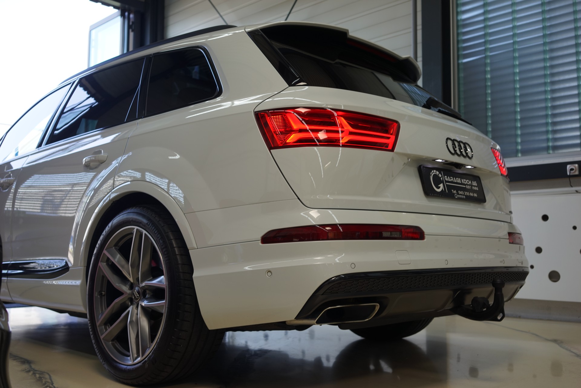 AUDI Q7 3.0 TDI quattro tiptronic-image-6