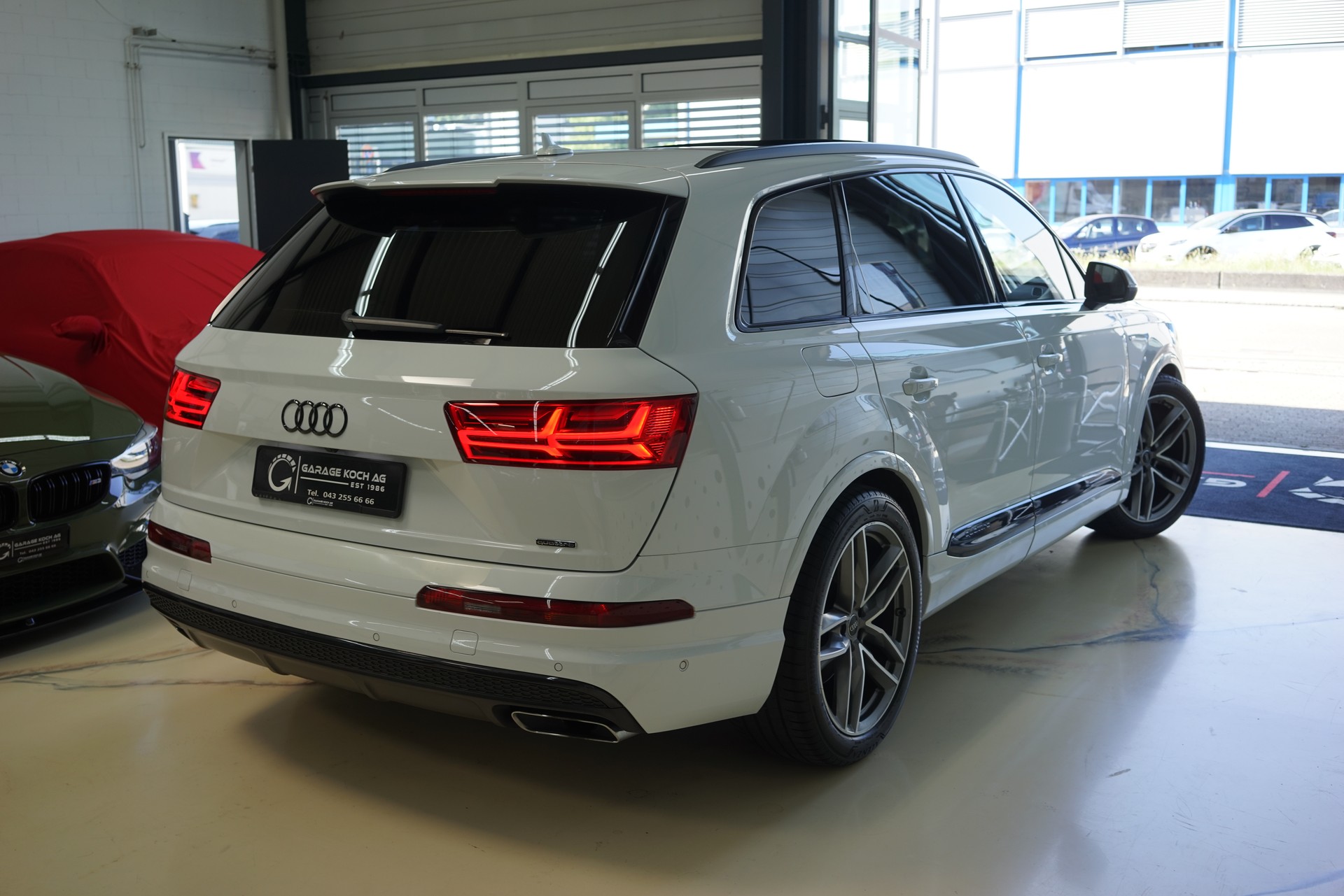 AUDI Q7 3.0 TDI quattro tiptronic-image-7