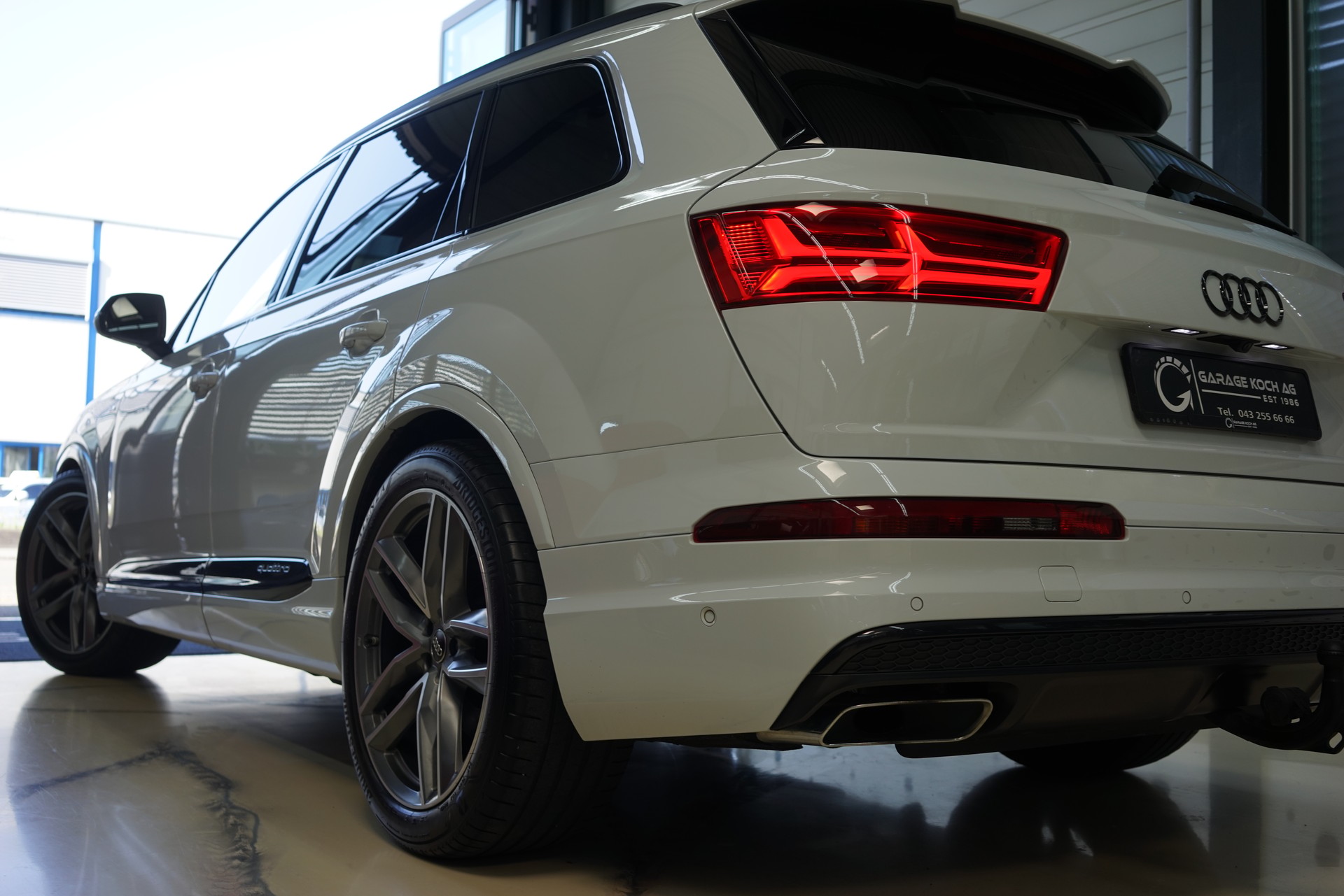 AUDI Q7 3.0 TDI quattro tiptronic-image-5