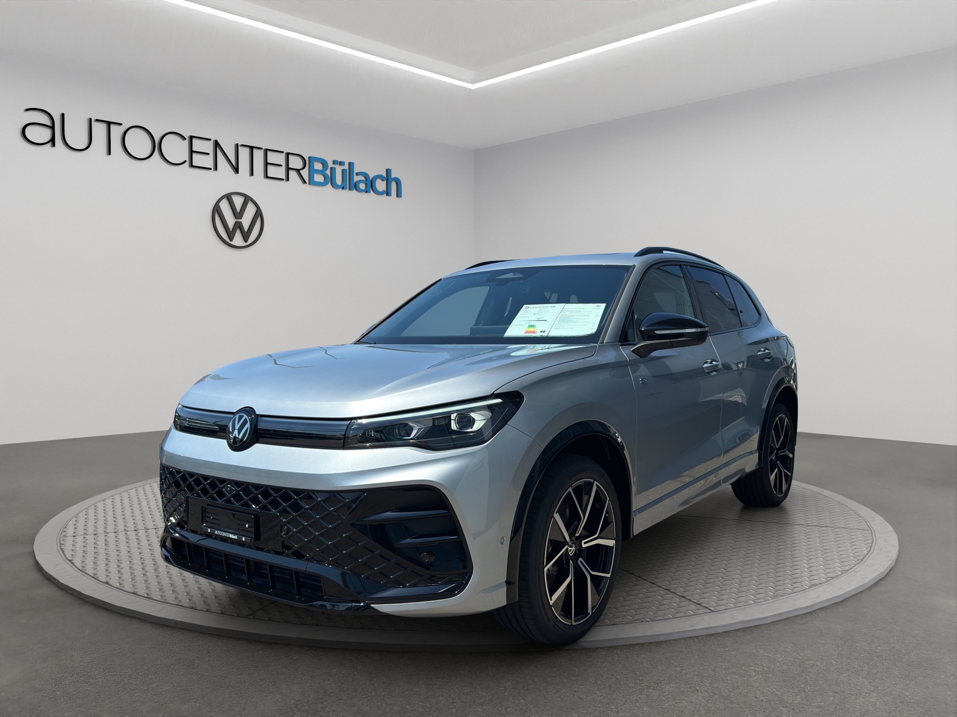 VW Tiguan 2.0 TDI SCR R-Line United 4Motion DSG-image-0